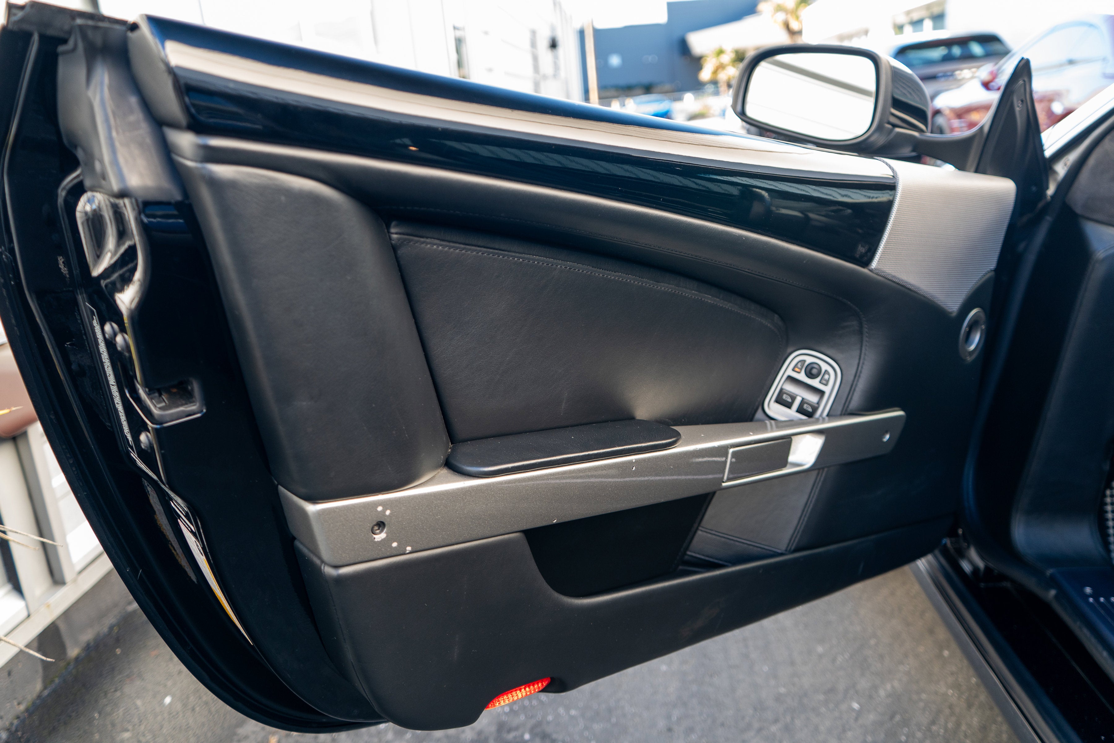 2009 Aston Martin DB9 2dr Volante Man