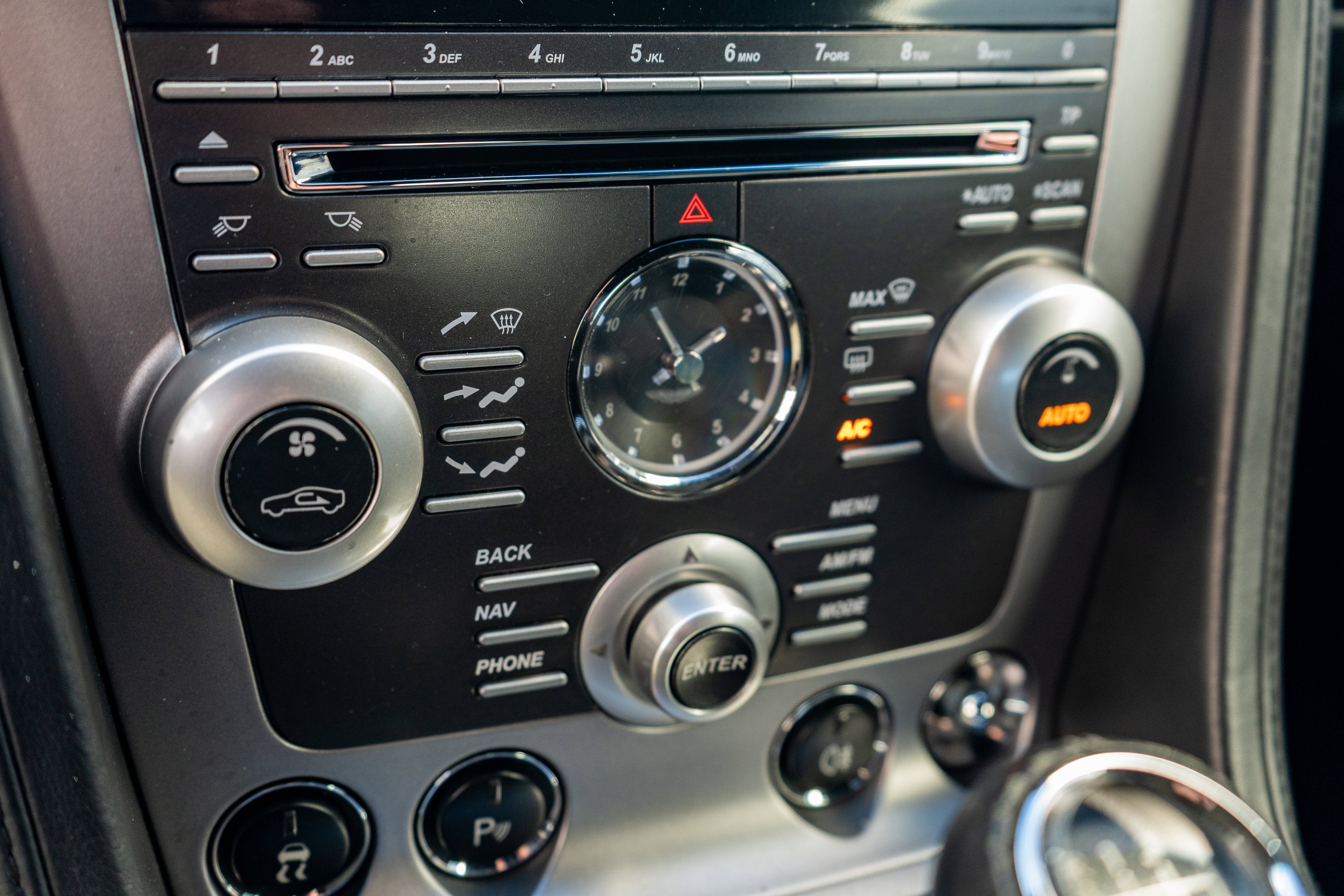 2009 Aston Martin DB9 2dr Volante Man