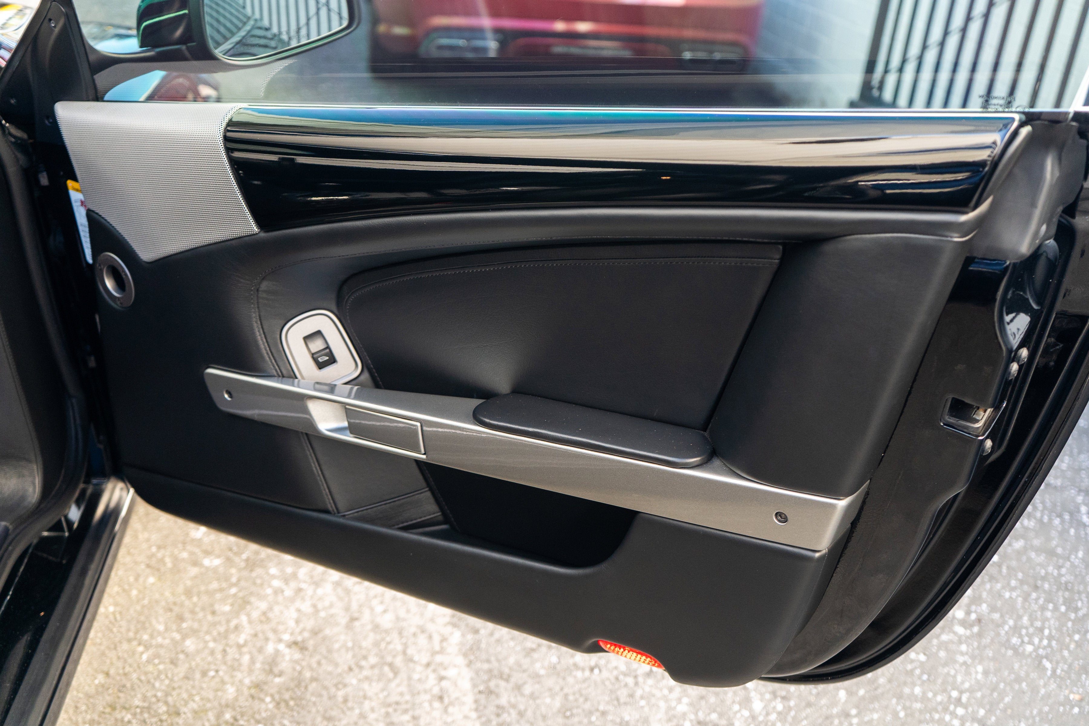 2009 Aston Martin DB9 2dr Volante Man