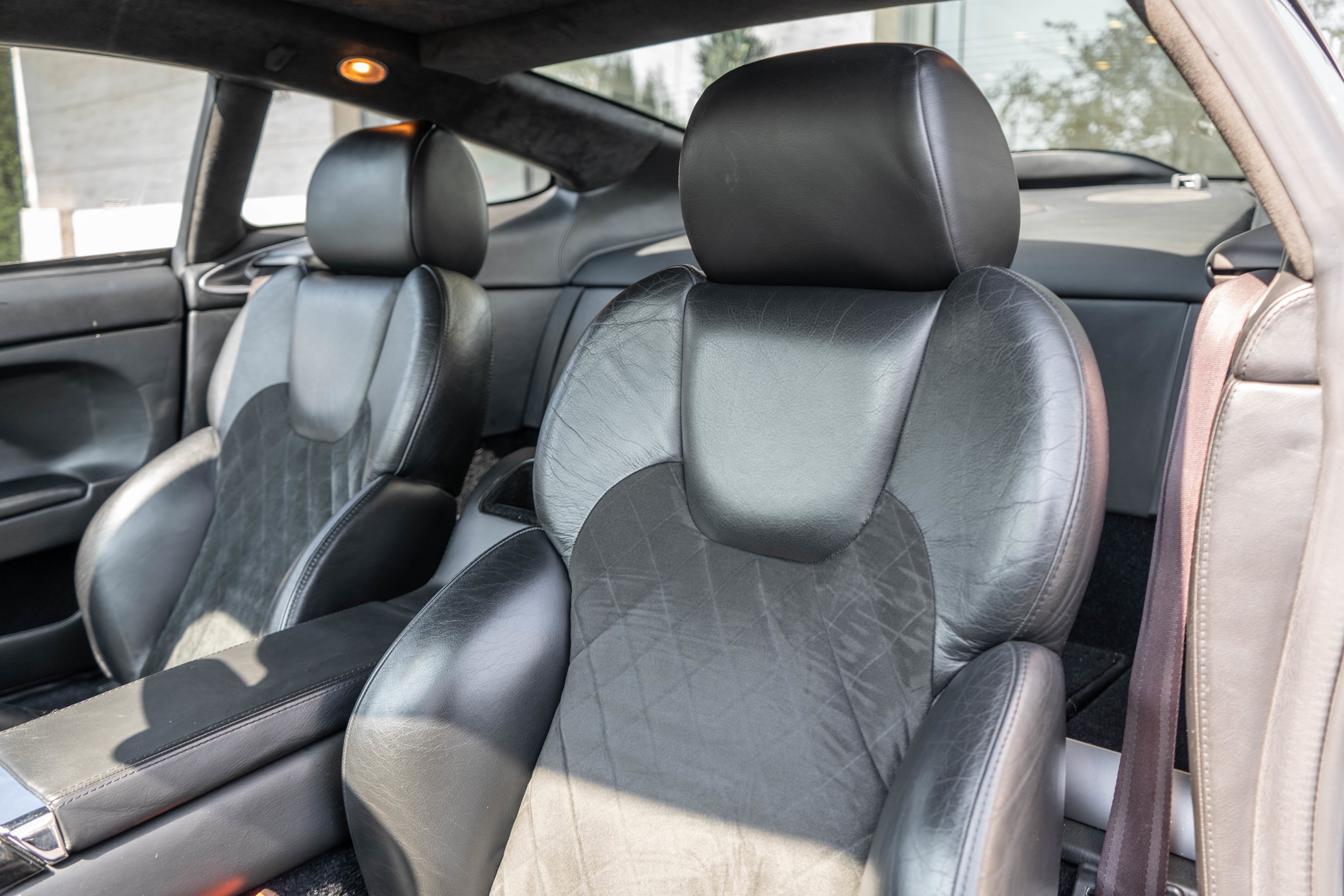 2002 Aston Martin Vanquish 2dr Cpe