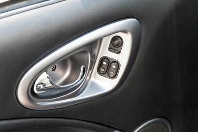 2002 Aston Martin Vanquish 2dr Cpe