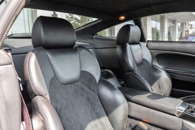 2002 Aston Martin Vanquish 2dr Cpe