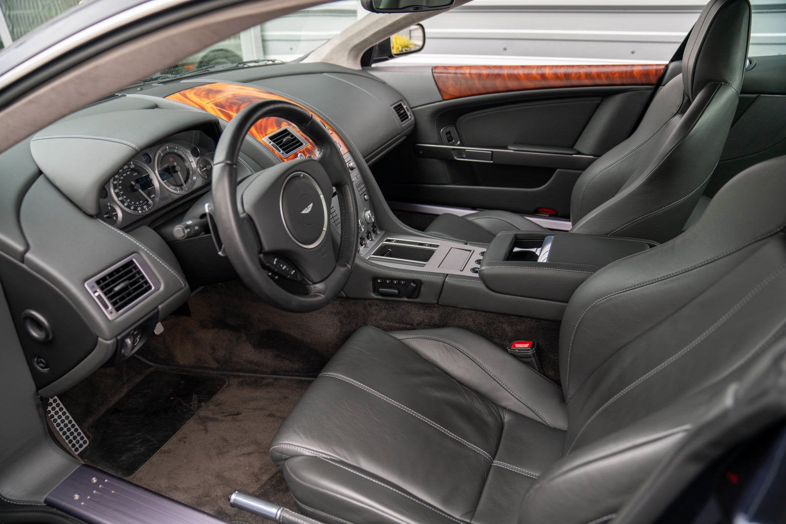 2008 Aston Martin DB9 2dr Cpe Auto
