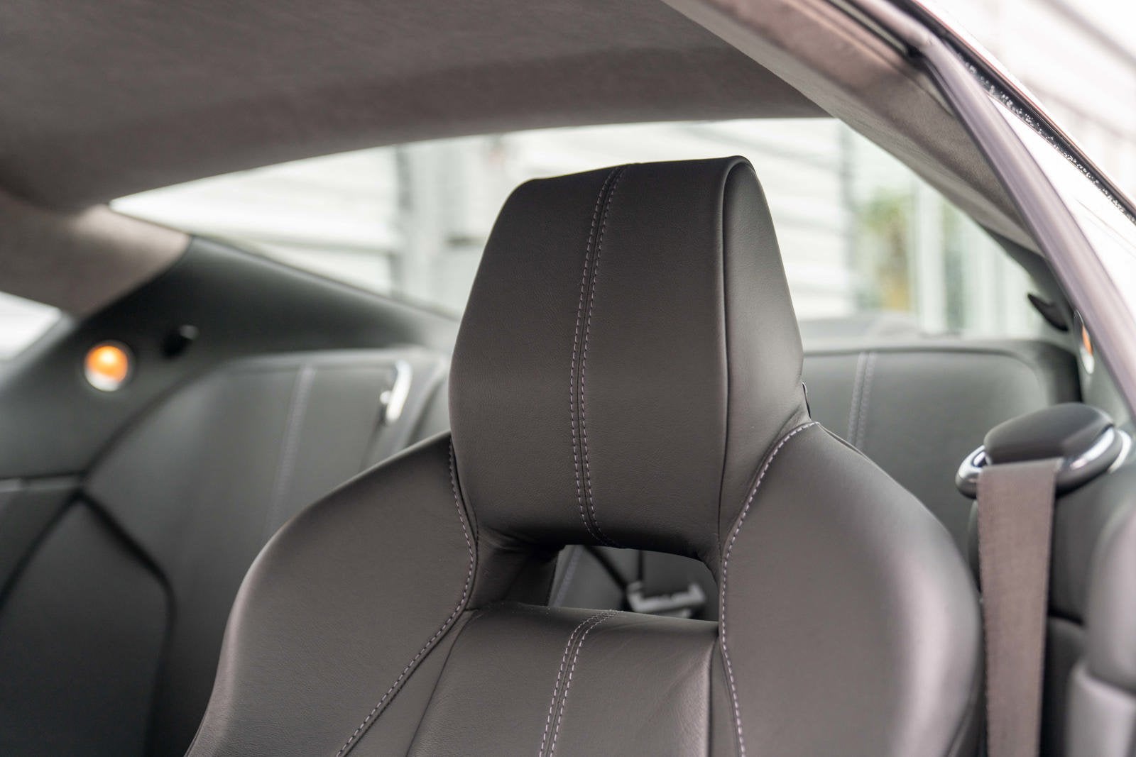 2008 Aston Martin DB9 2dr Cpe Auto