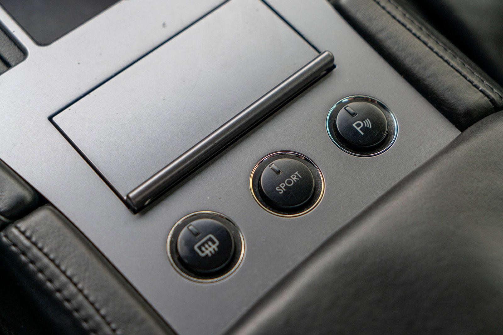 2006 Aston Martin DB9 2dr Cpe Manual