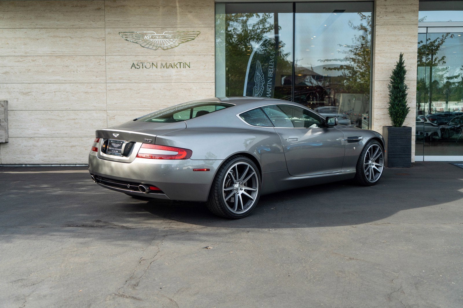 2006 Aston Martin DB9 2dr Cpe Manual