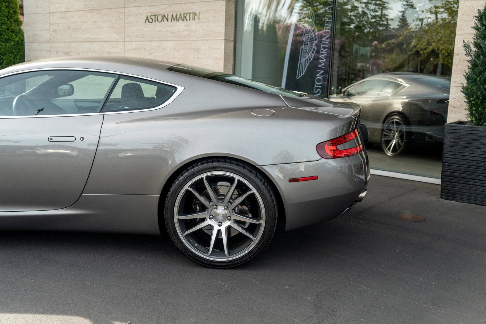 2006 Aston Martin DB9 2dr Cpe Manual