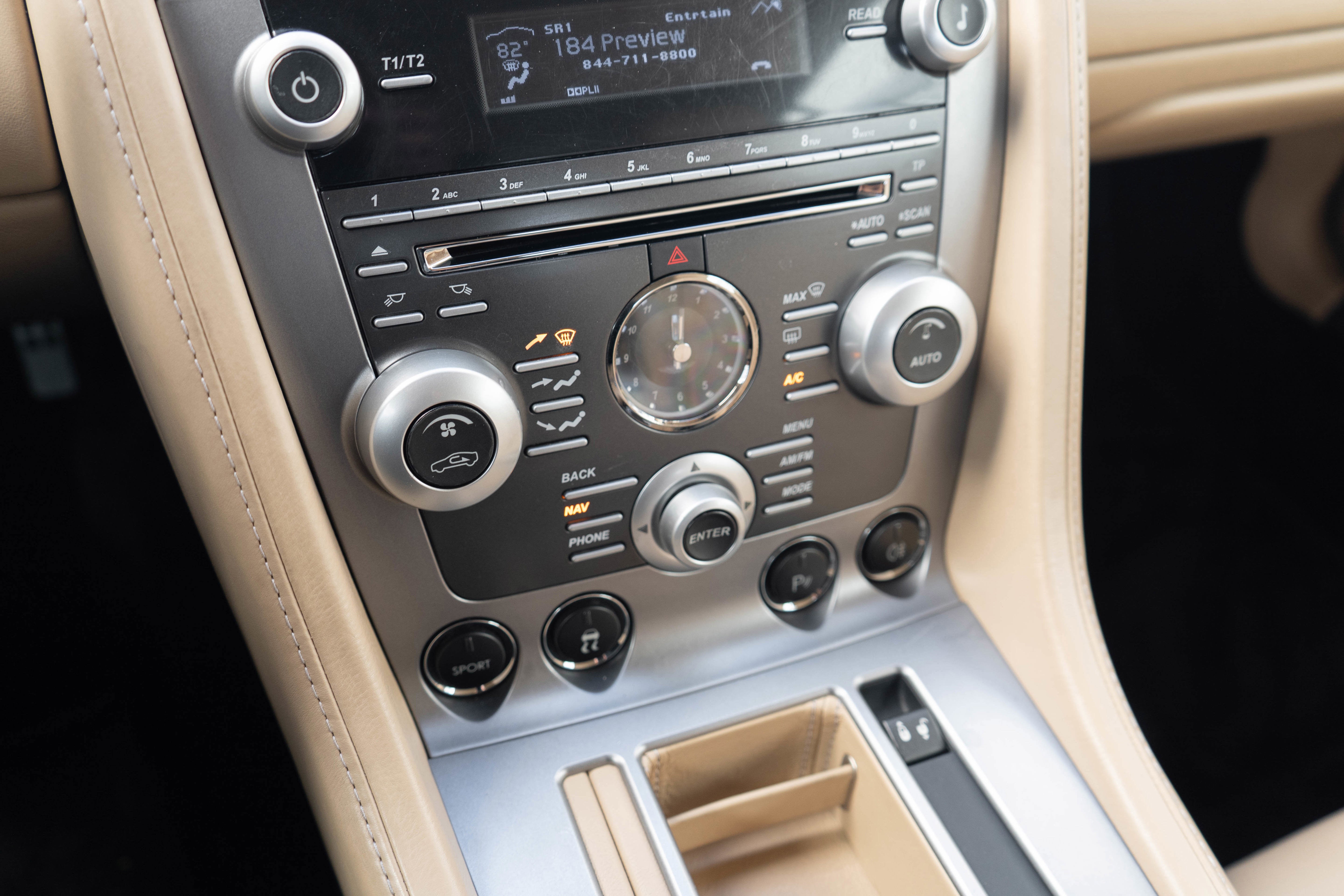 2009 Aston Martin DB9 2dr Volante Auto