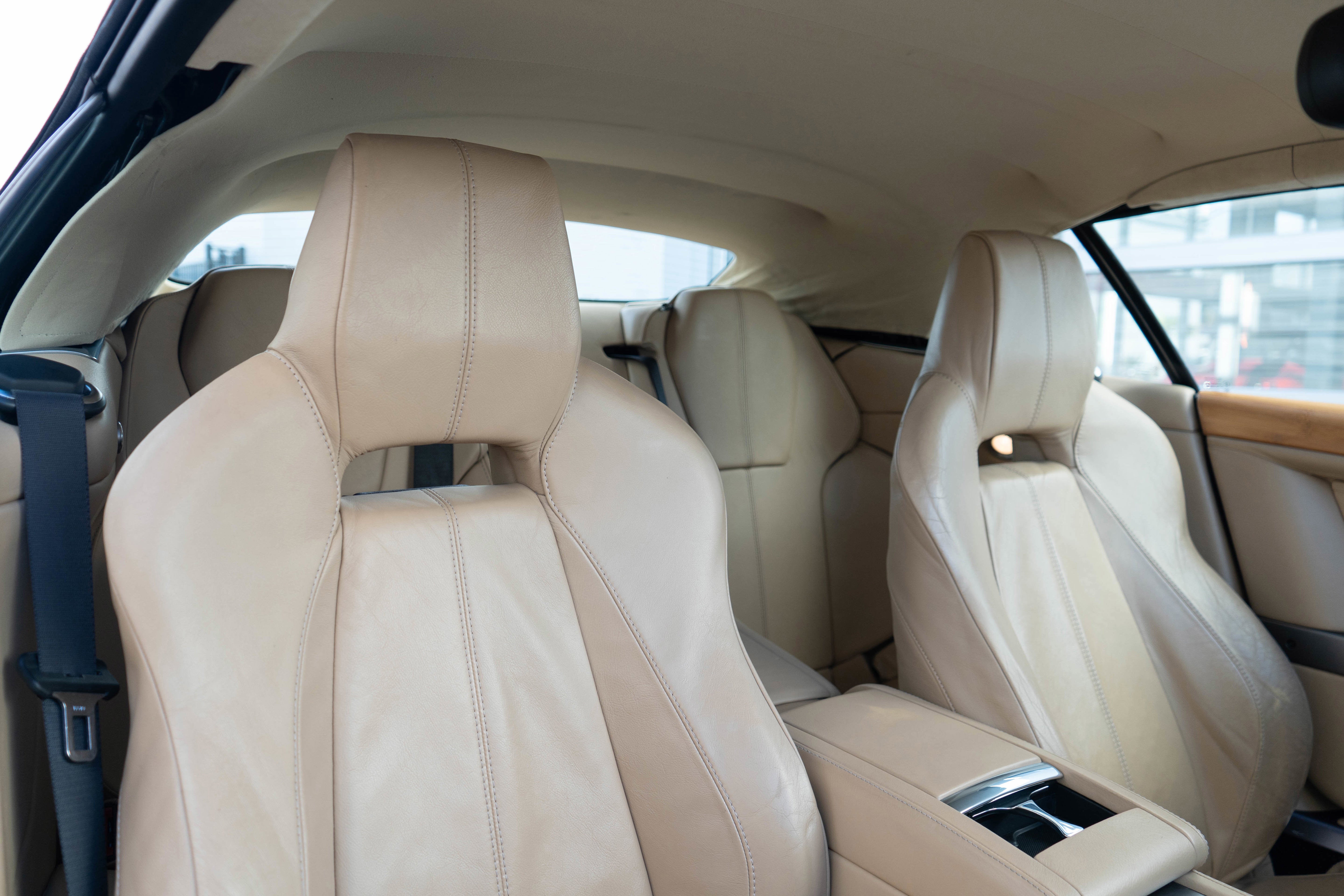 2009 Aston Martin DB9 2dr Volante Auto