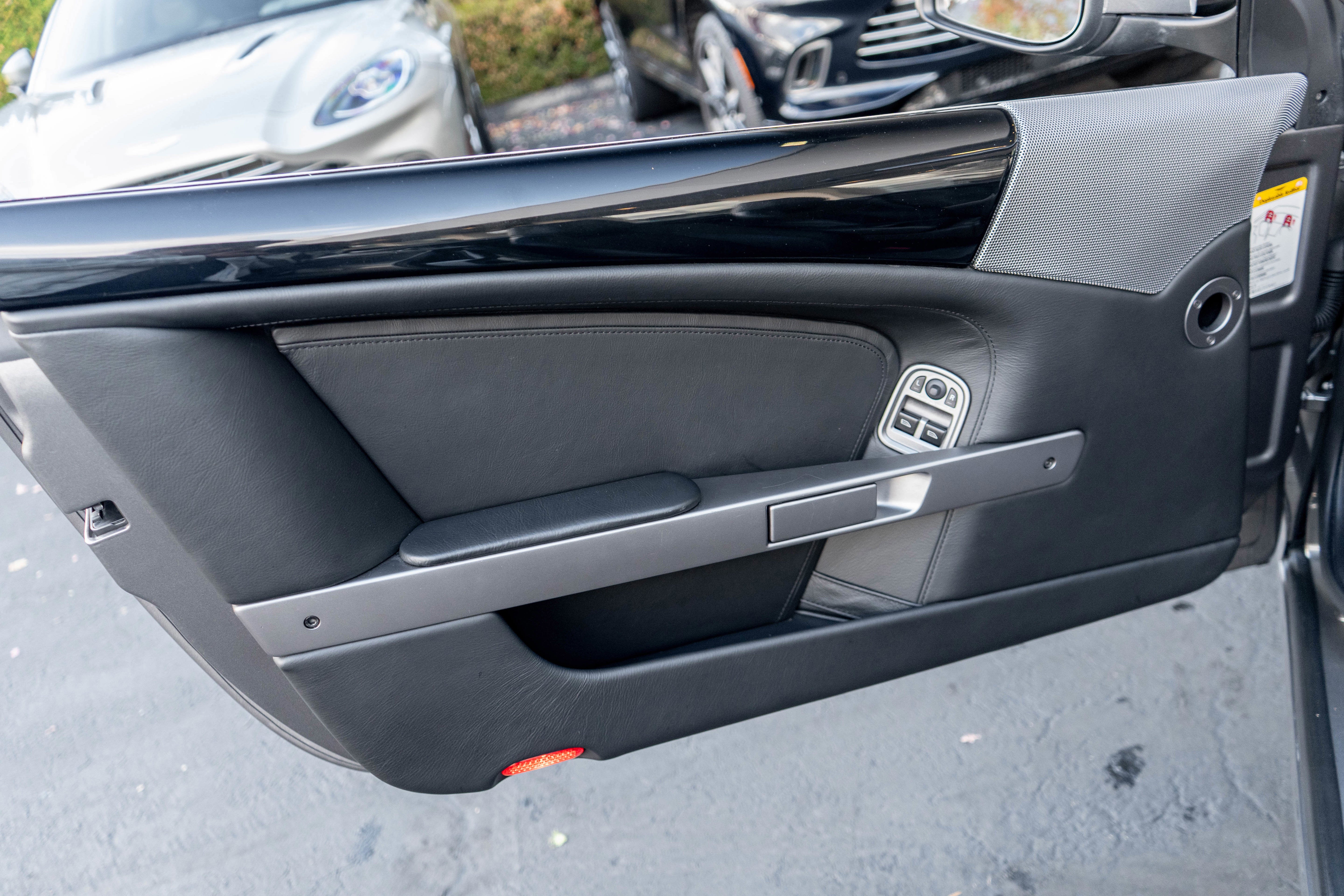 2009 Aston Martin DB9 Volante