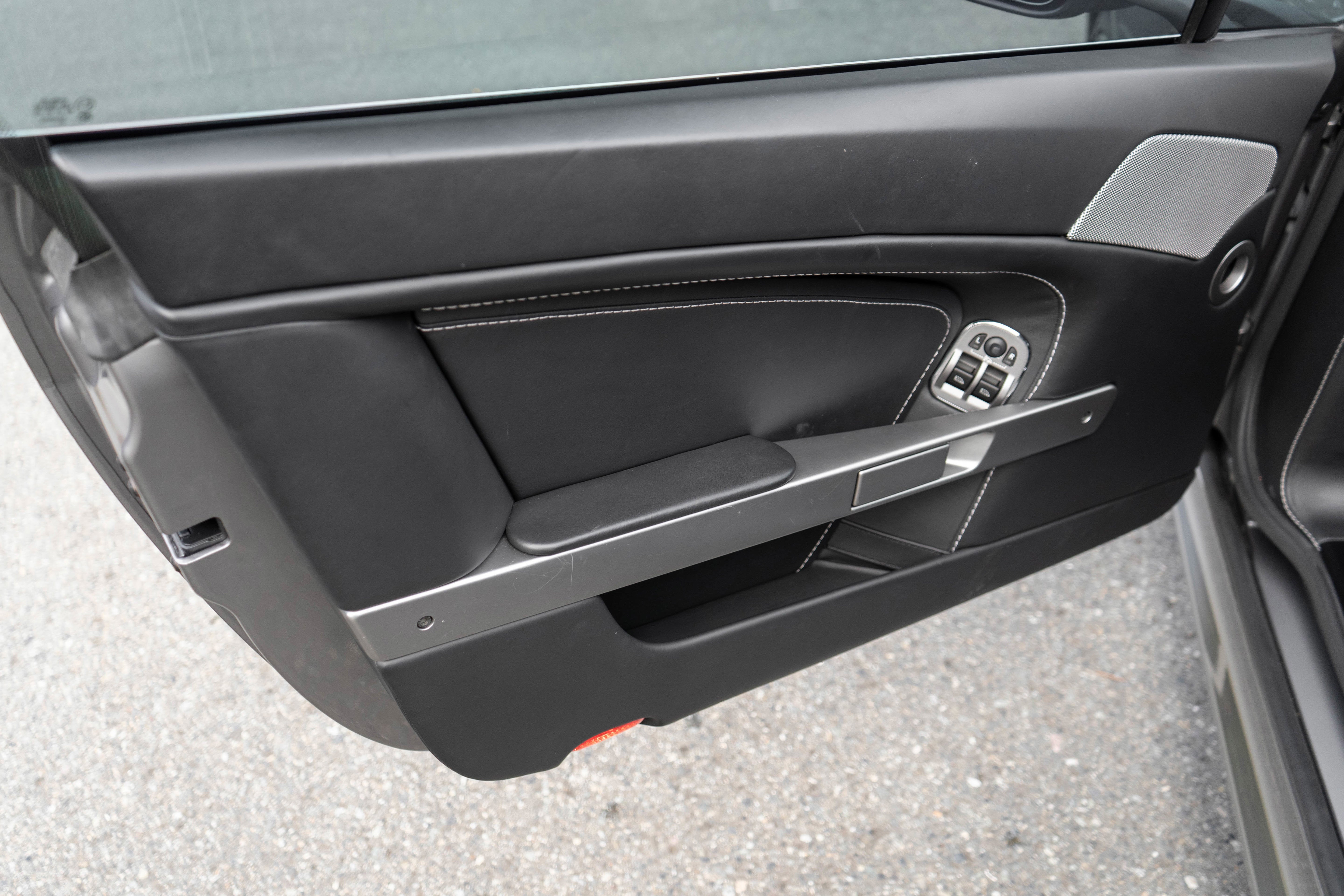 2011 Aston Martin V8 Vantage N420