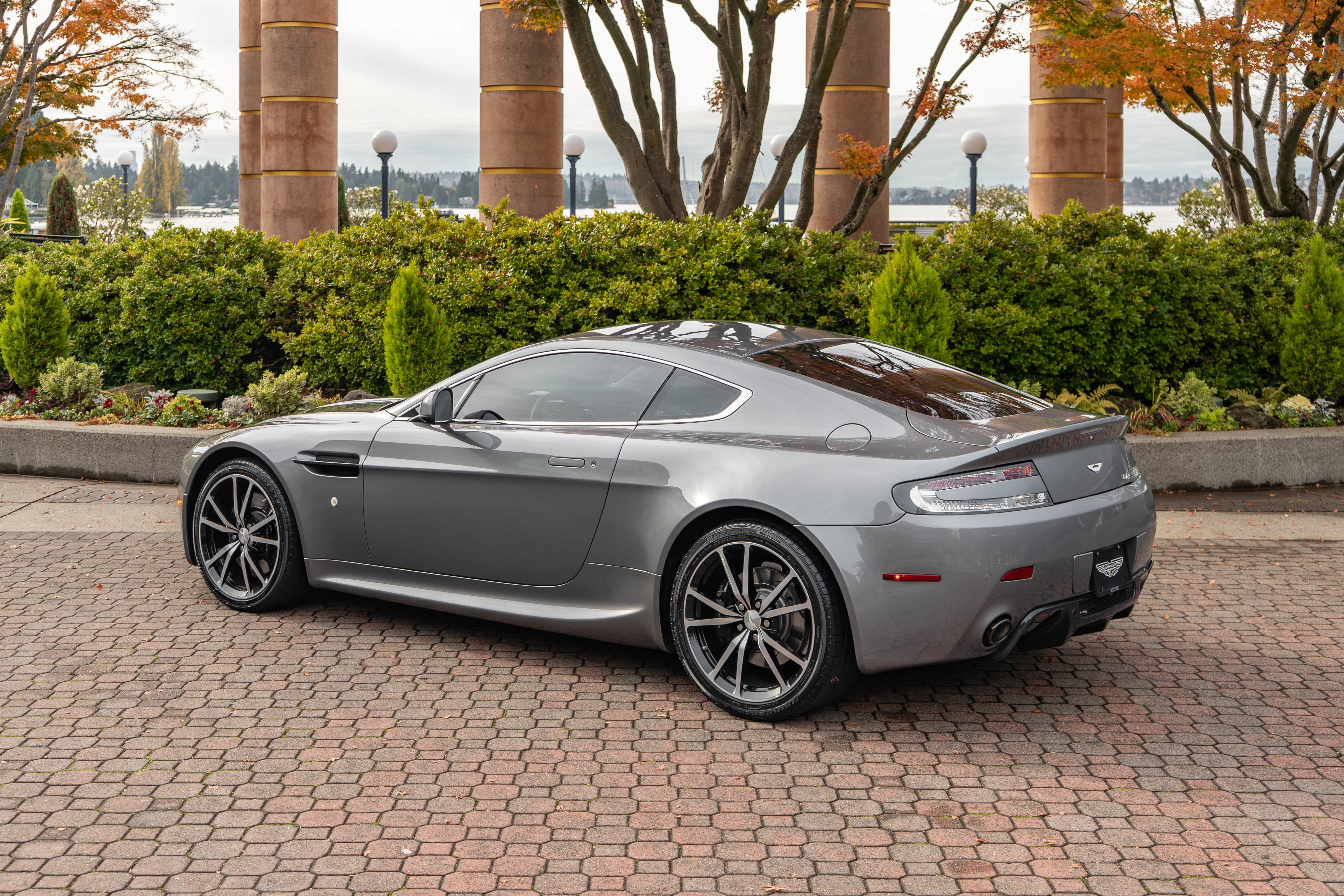 2011 Aston Martin V8 Vantage N420