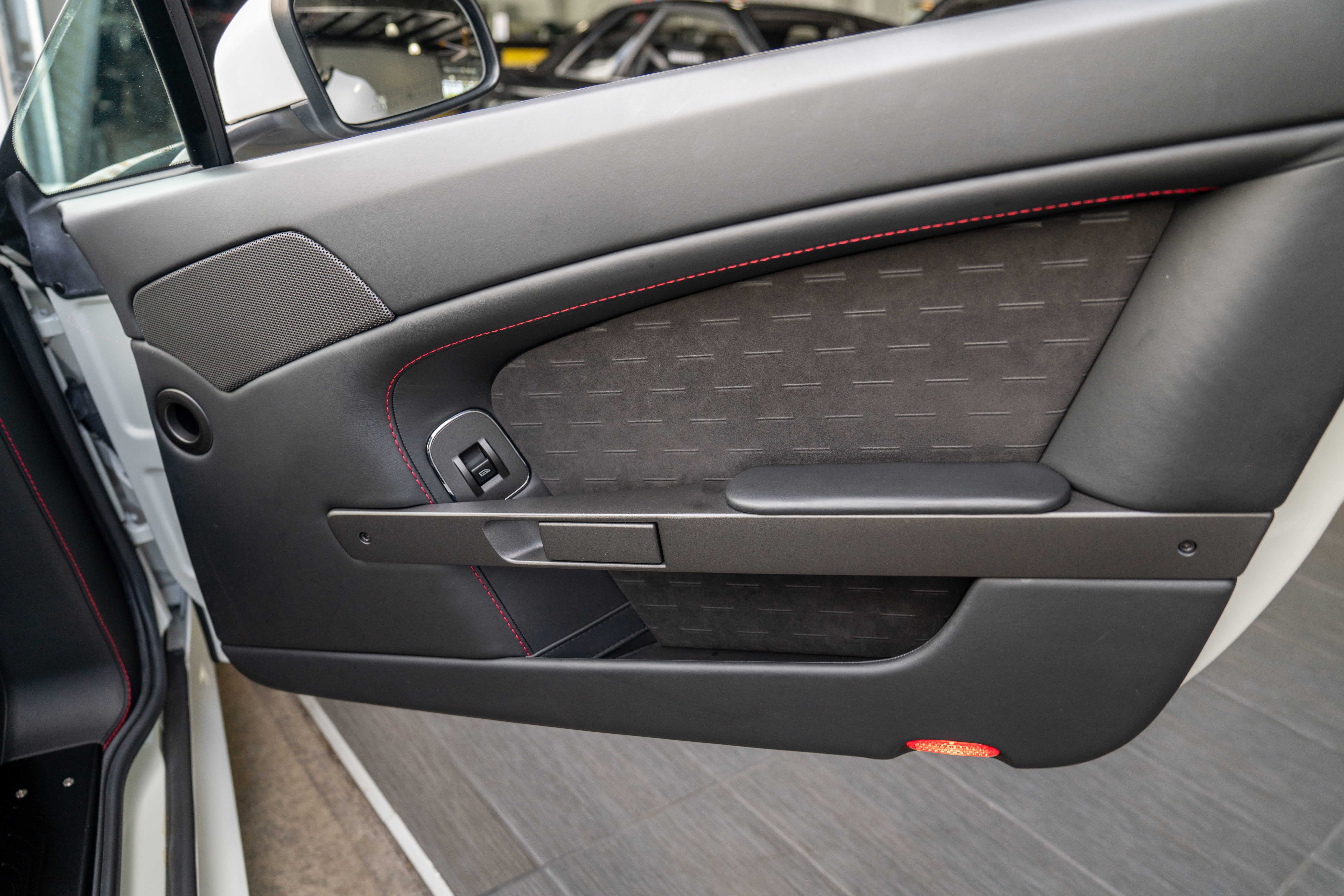 2015 Aston Martin V8 Vantage GT