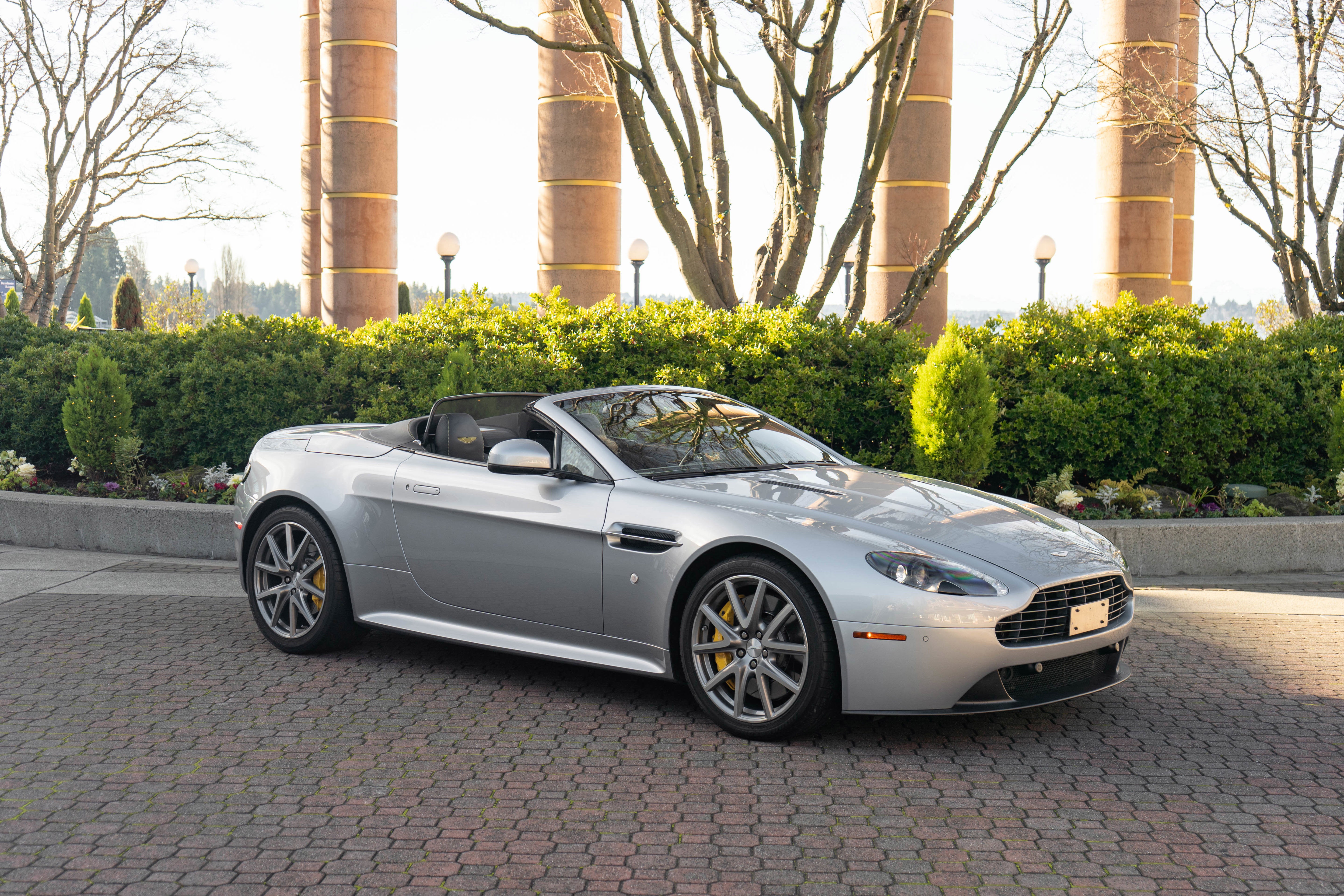 2015 Aston Martin V8 Vantage Roadster GT