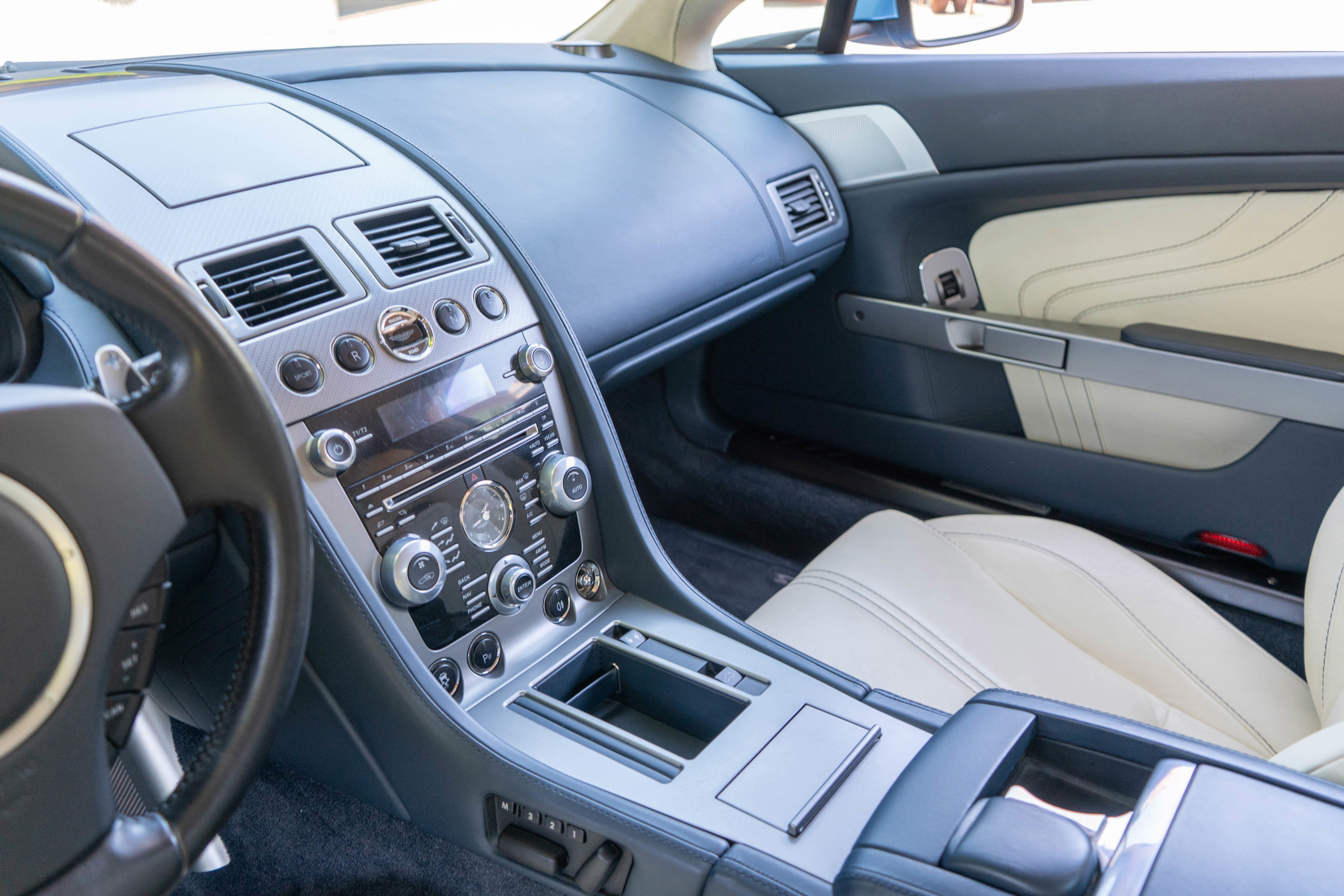 2012 Aston Martin V8 Vantage S