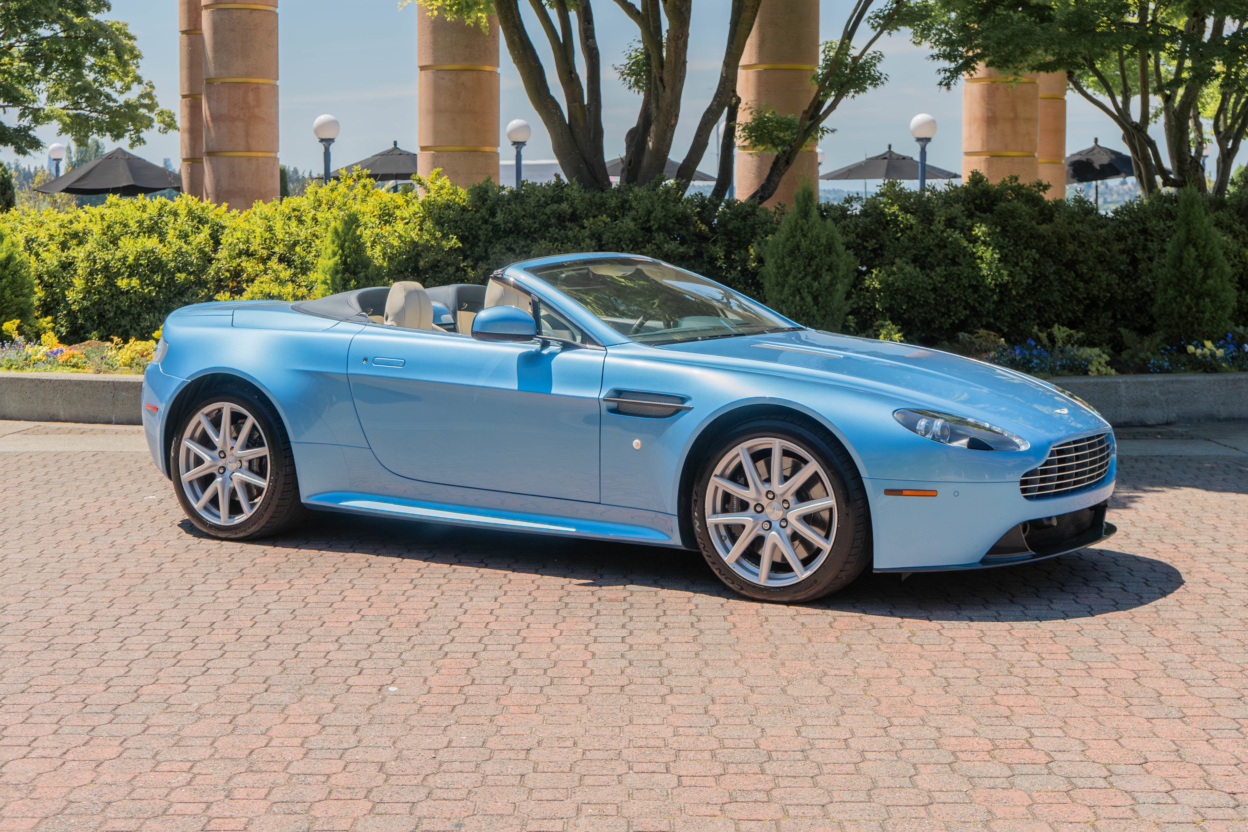 2012 Aston Martin V8 Vantage S