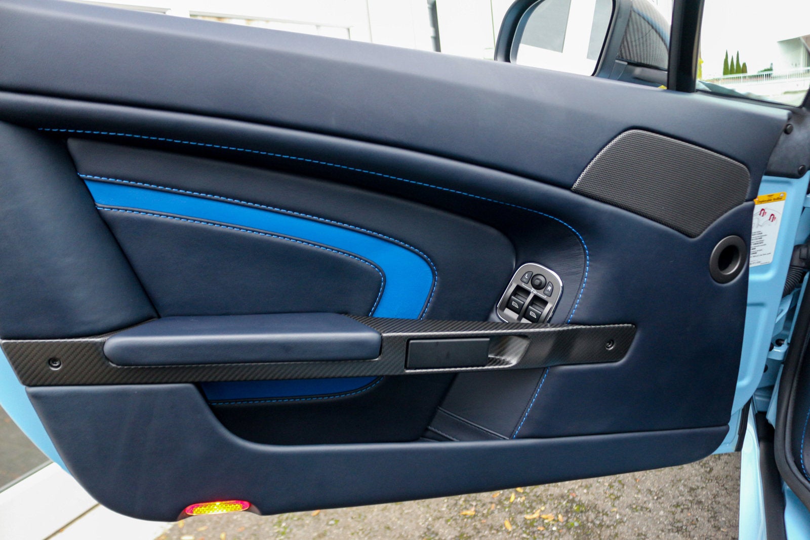 2017 Aston Martin V12 Vantage S Roadster