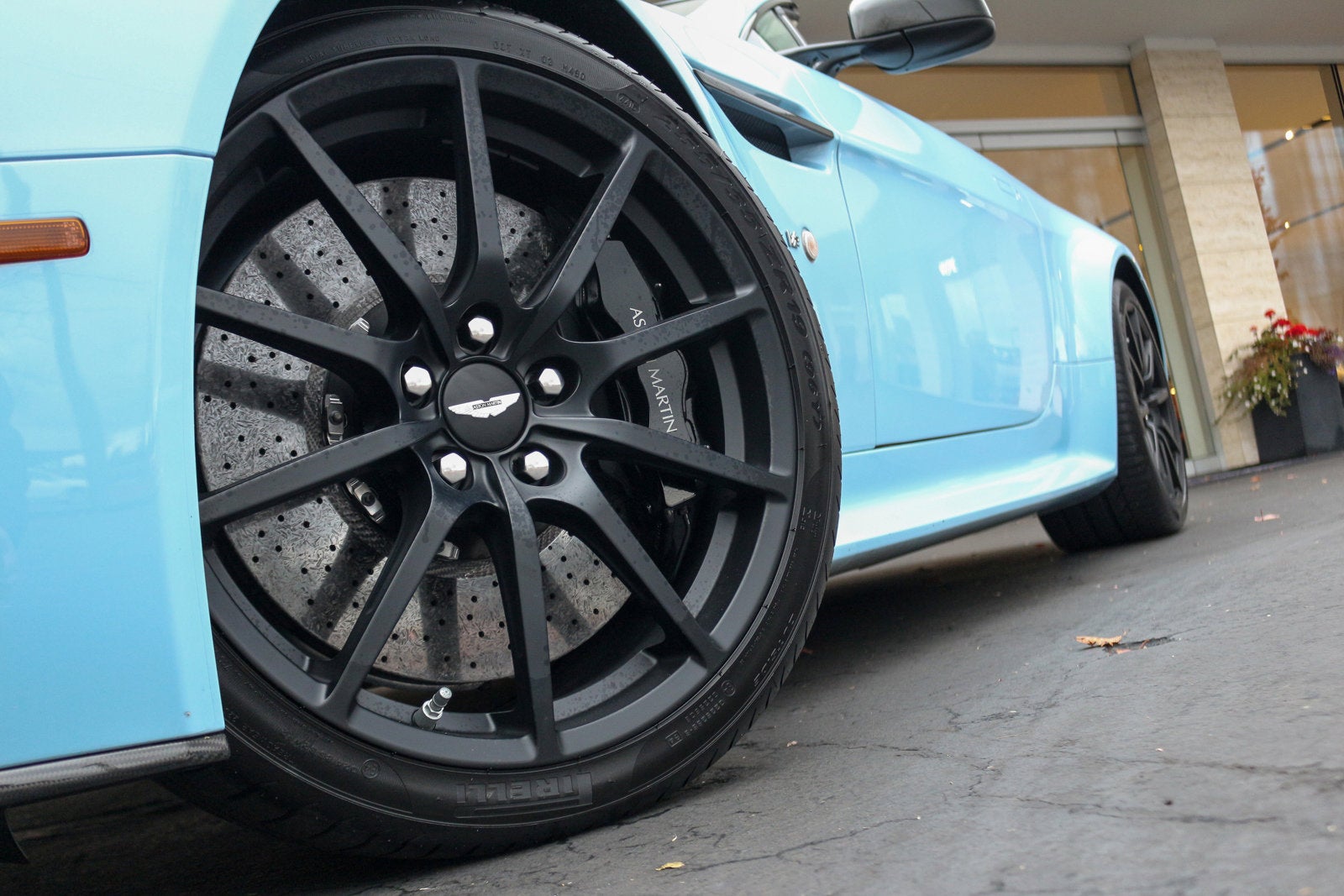 2017 Aston Martin V12 Vantage S Roadster