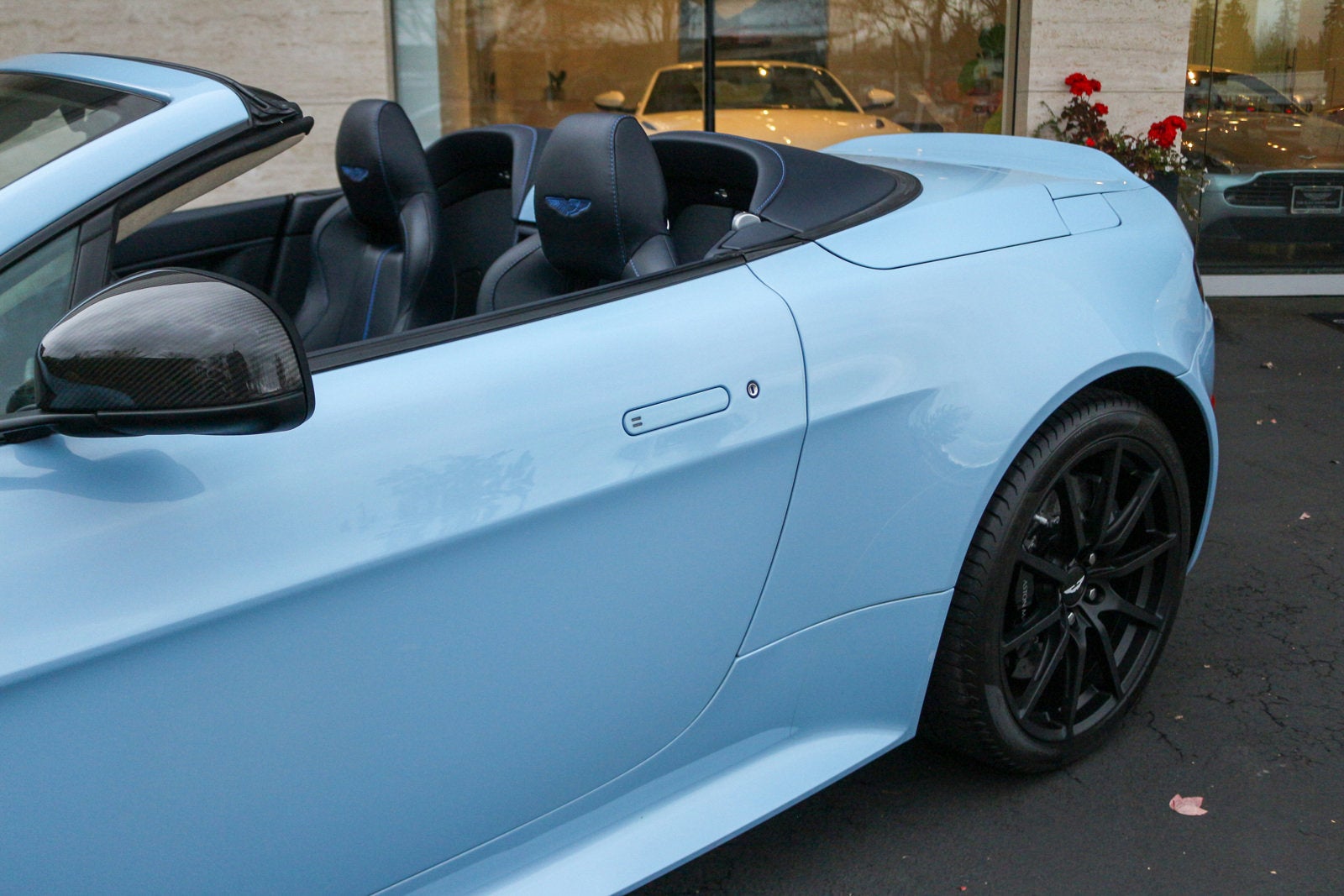 2017 Aston Martin V12 Vantage S Roadster