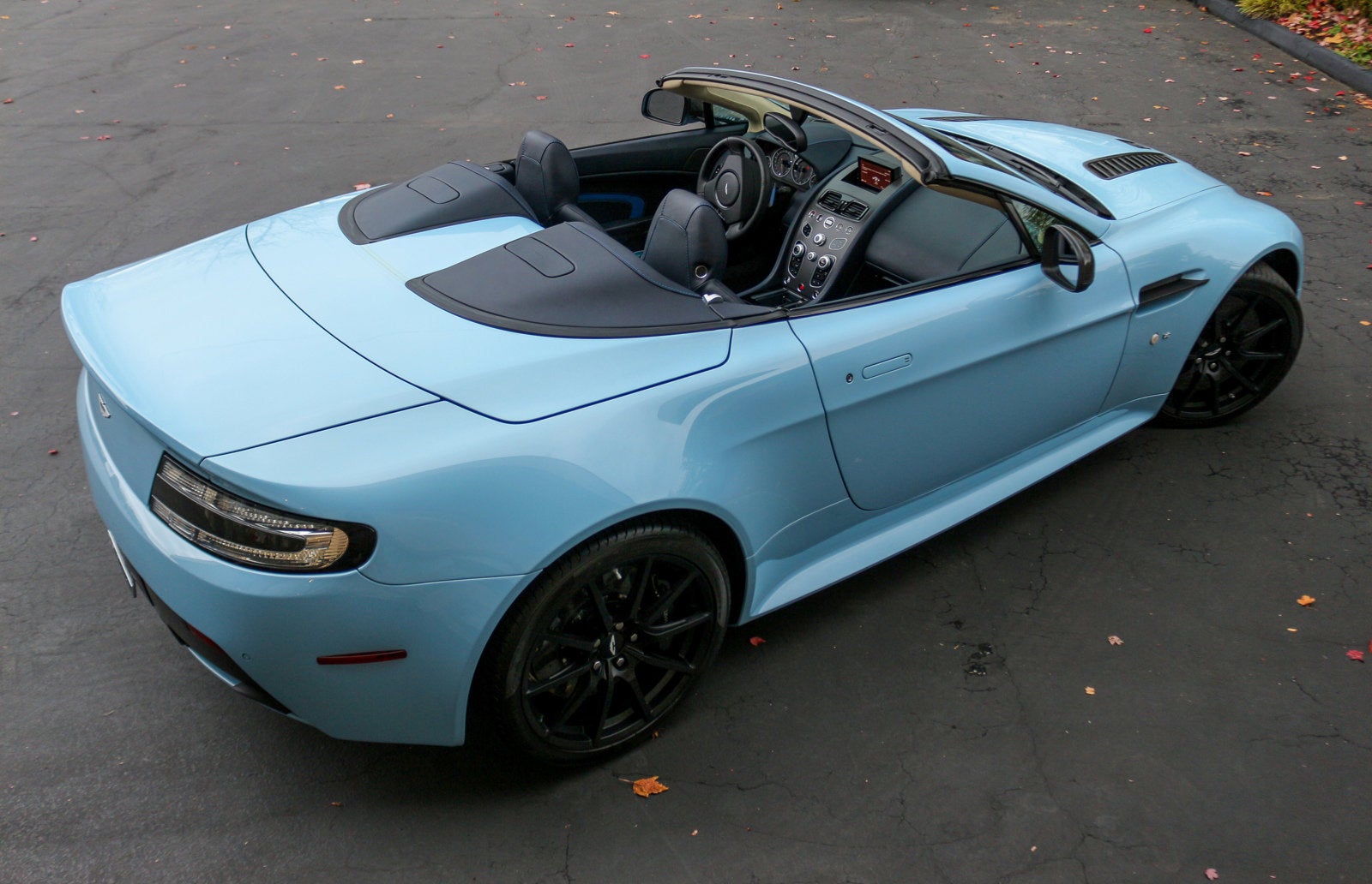 2017 Aston Martin V12 Vantage S Roadster