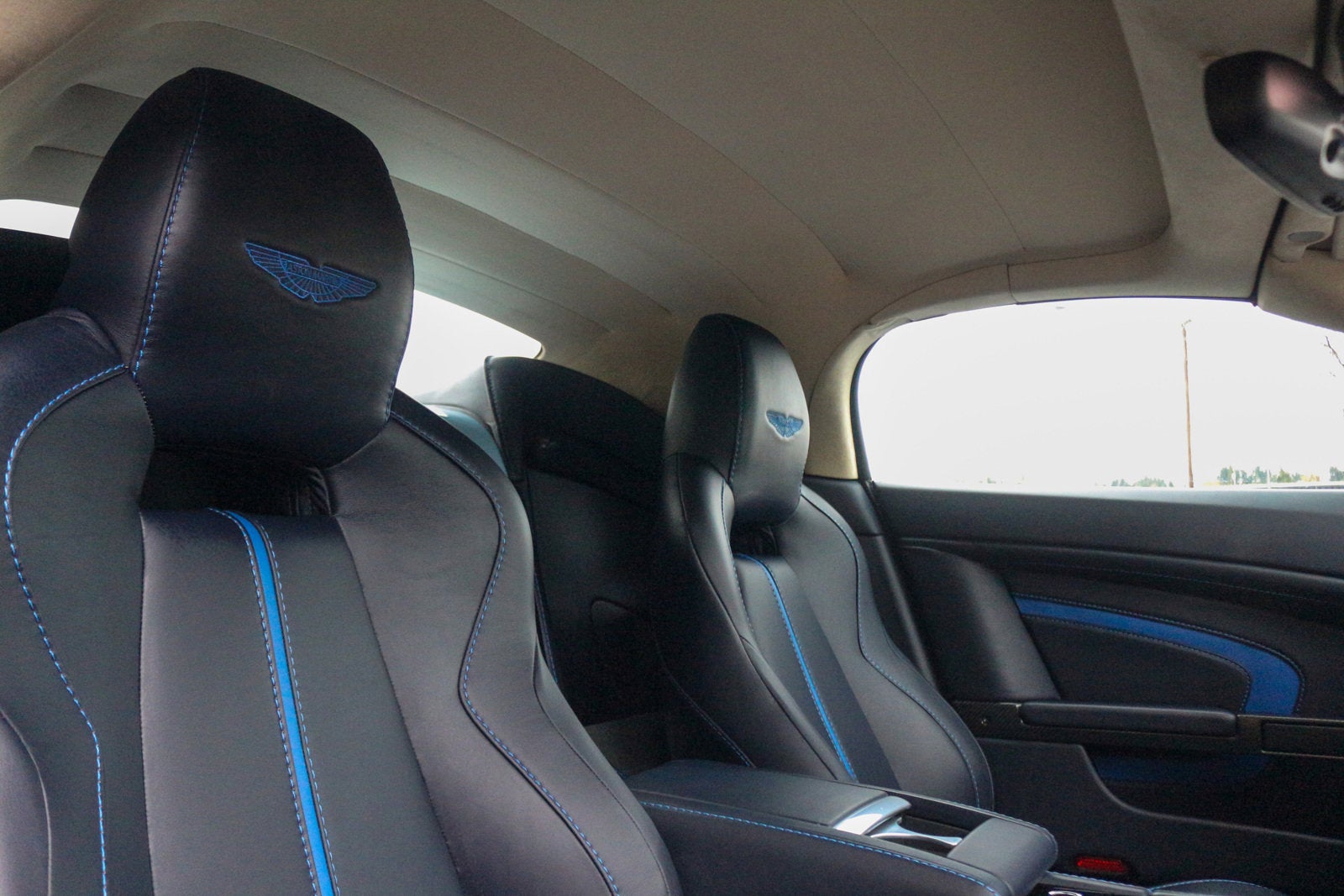 2017 Aston Martin V12 Vantage S Roadster