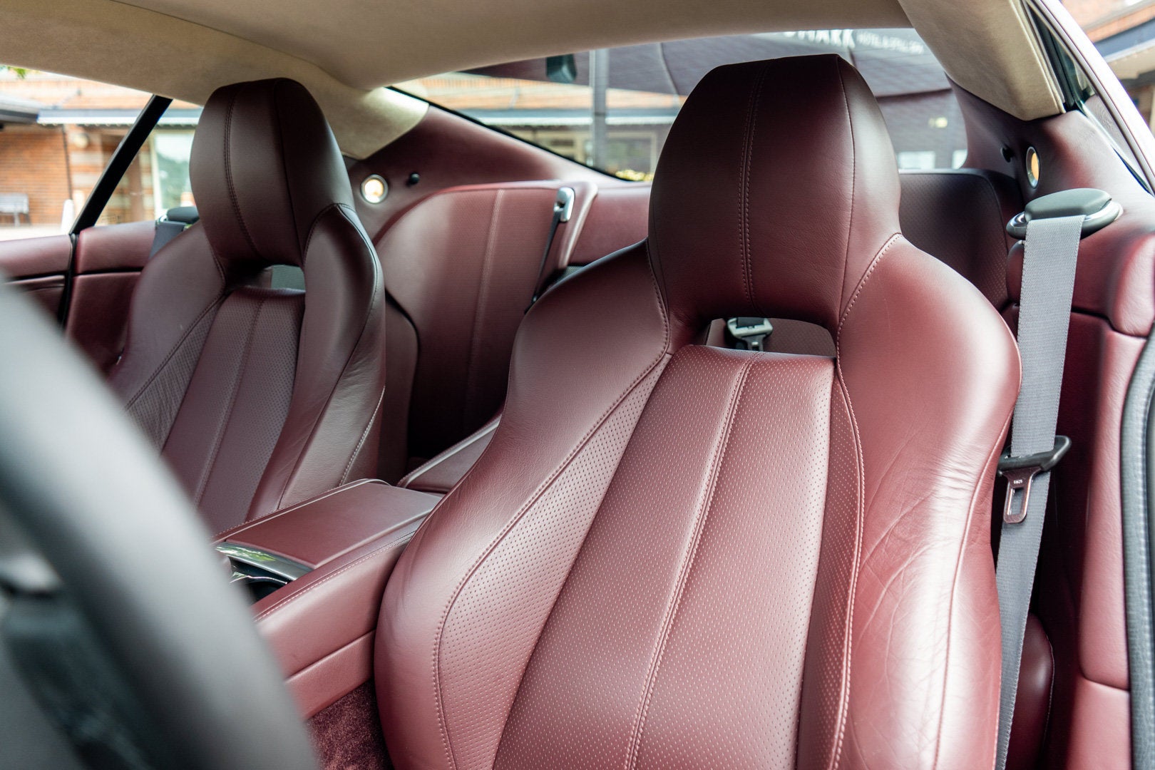 2011 Aston Martin DB9 Coupe