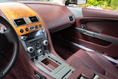 2011 Aston Martin DB9 Coupe