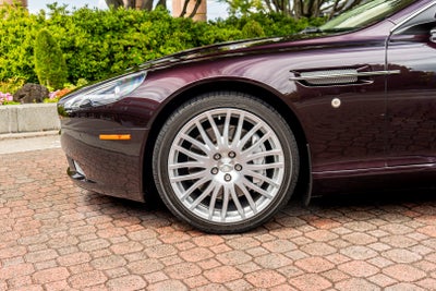 2011 Aston Martin DB9 Coupe