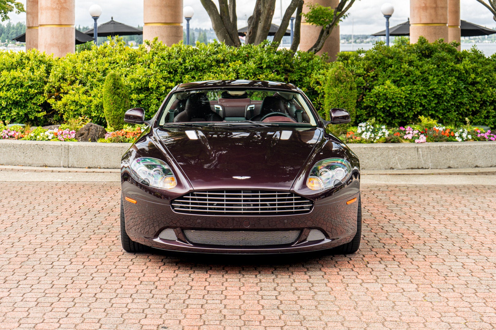 2011 Aston Martin DB9 Coupe