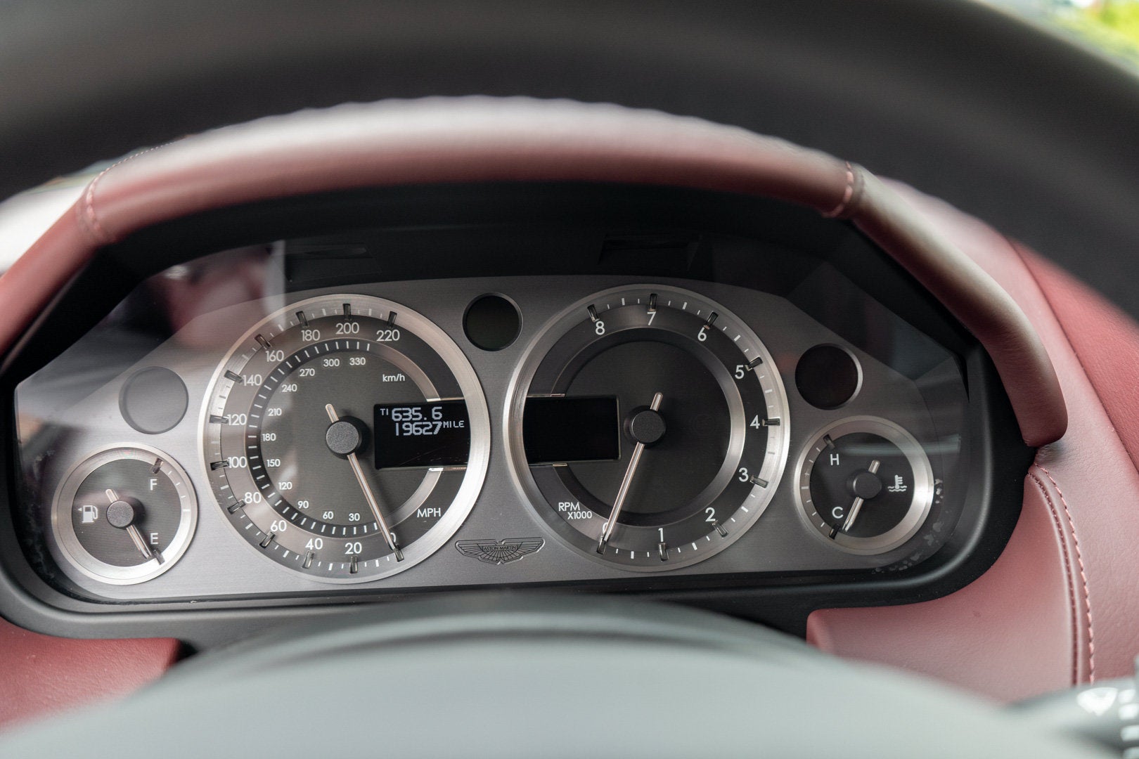 2011 Aston Martin DB9 Coupe