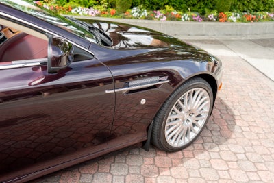 2011 Aston Martin DB9 Coupe