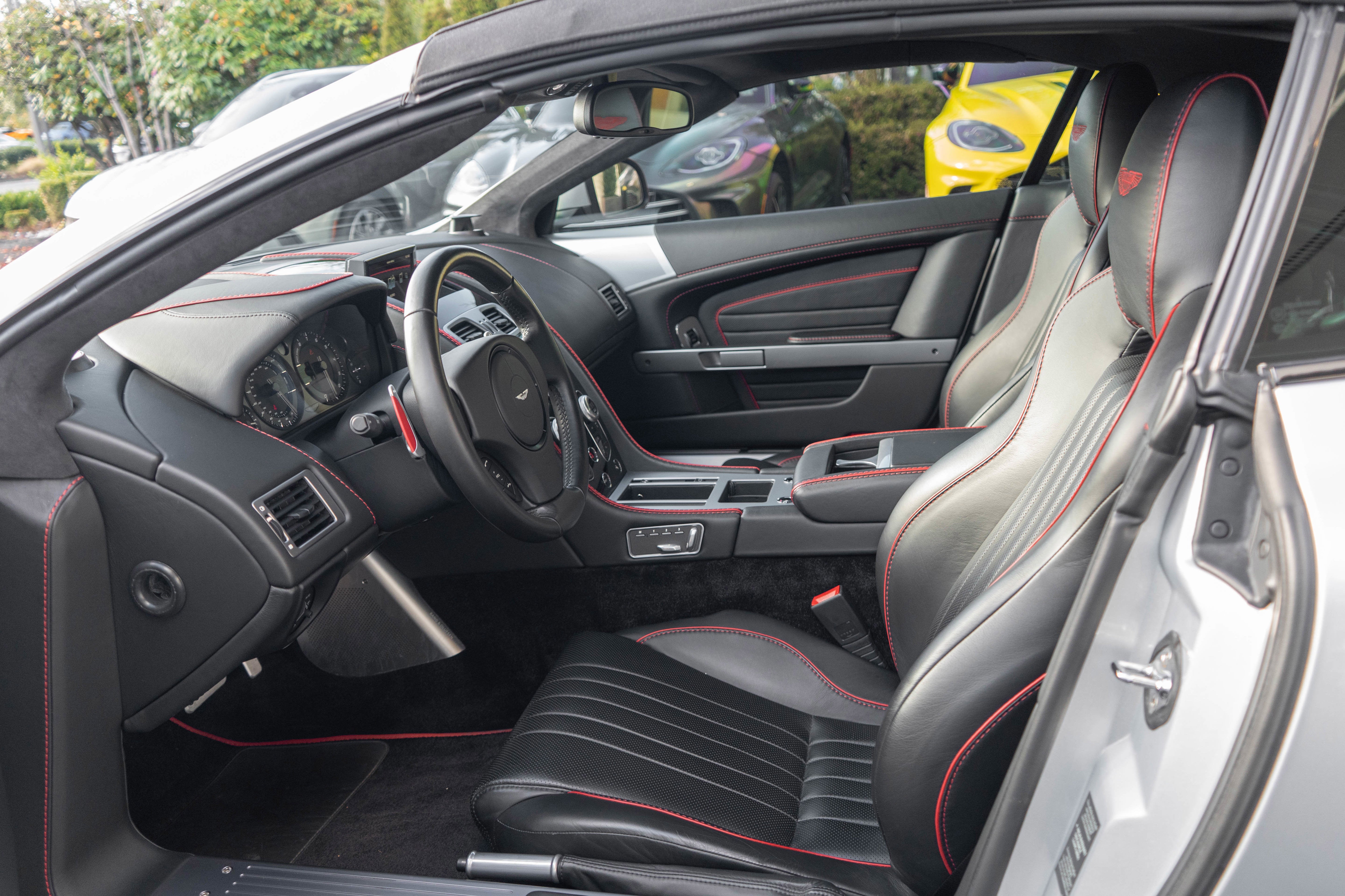 2016 Aston Martin DB9 GT Volante