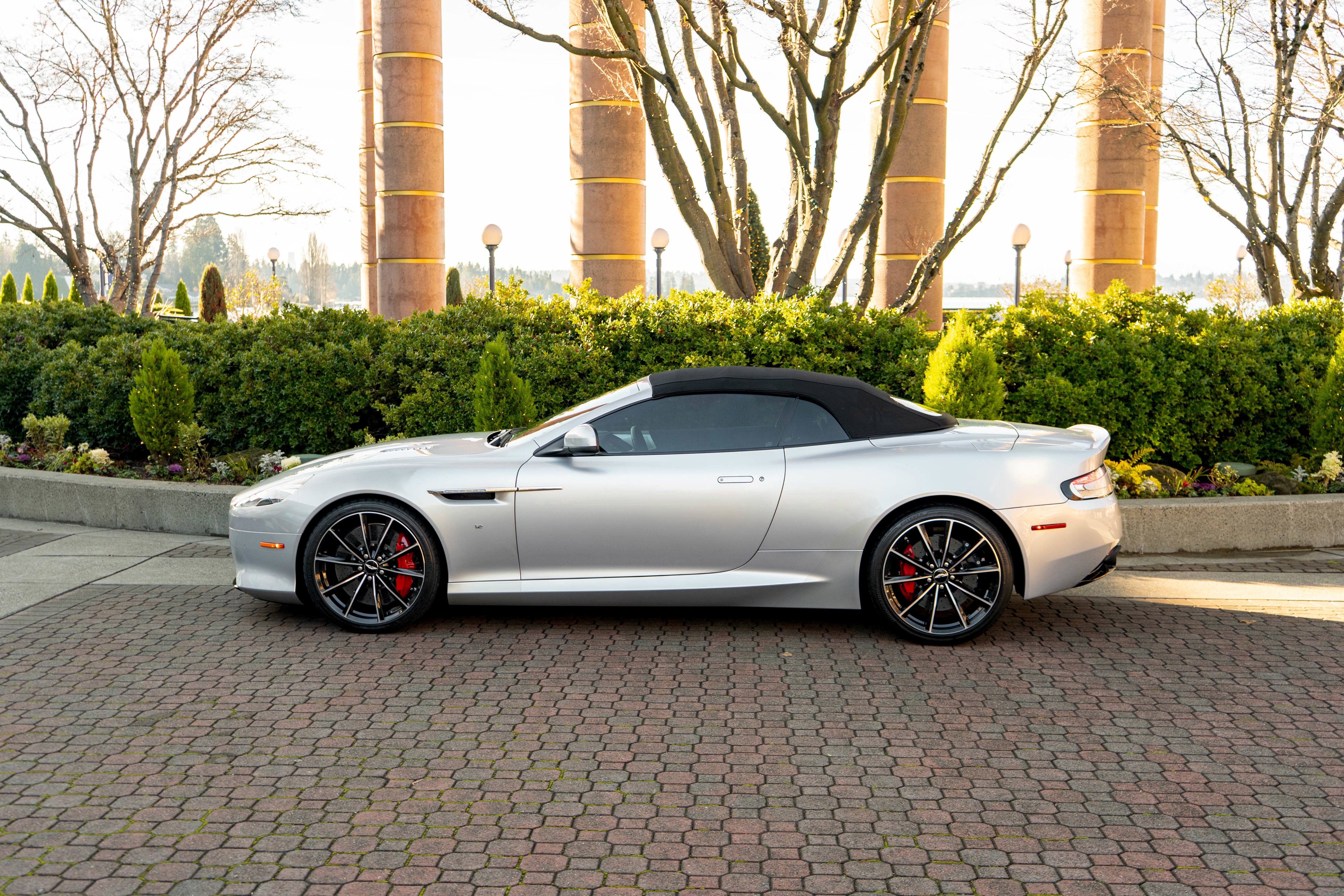 2016 Aston Martin DB9 GT Volante