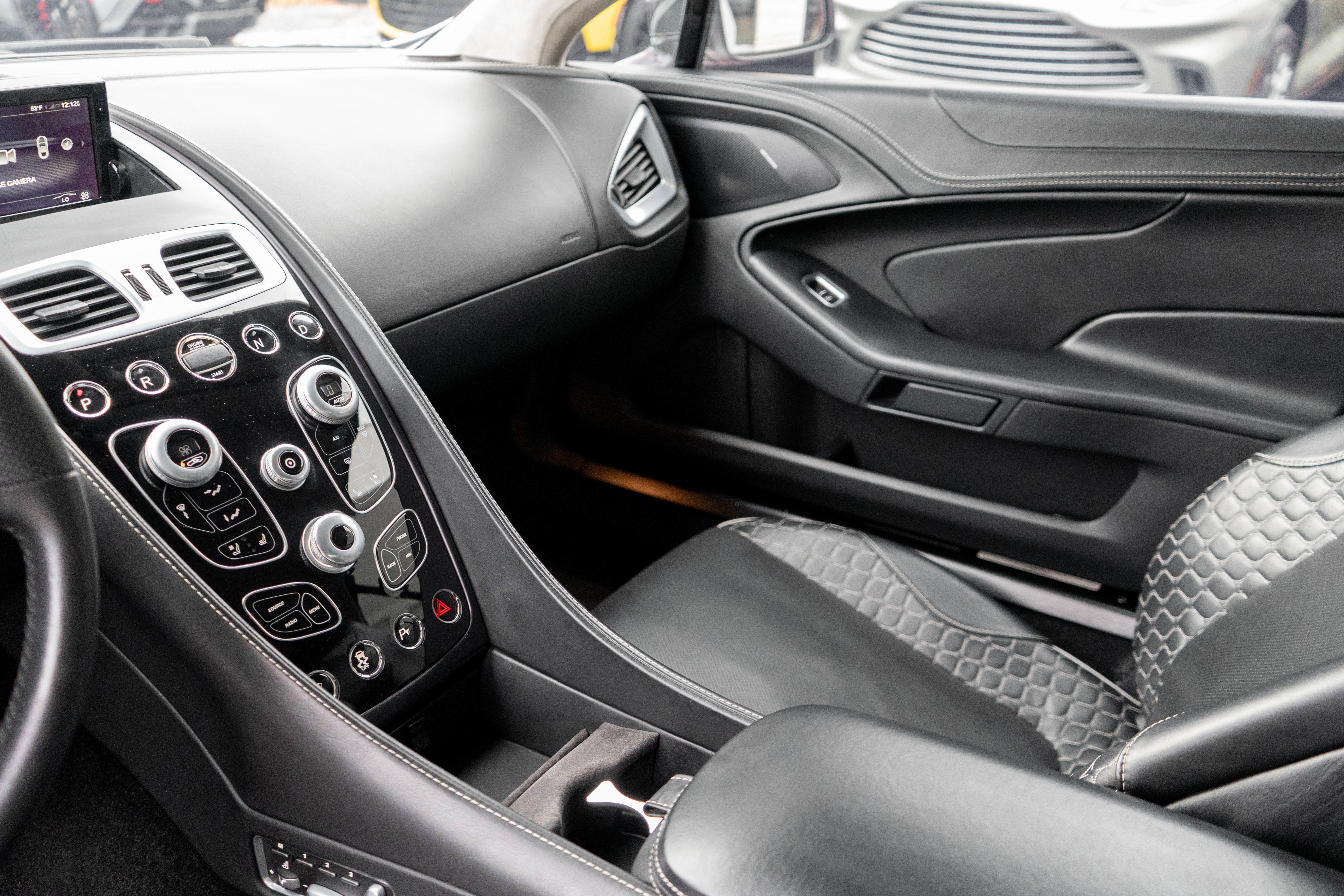 2016 Aston Martin Vanquish 2dr Volante