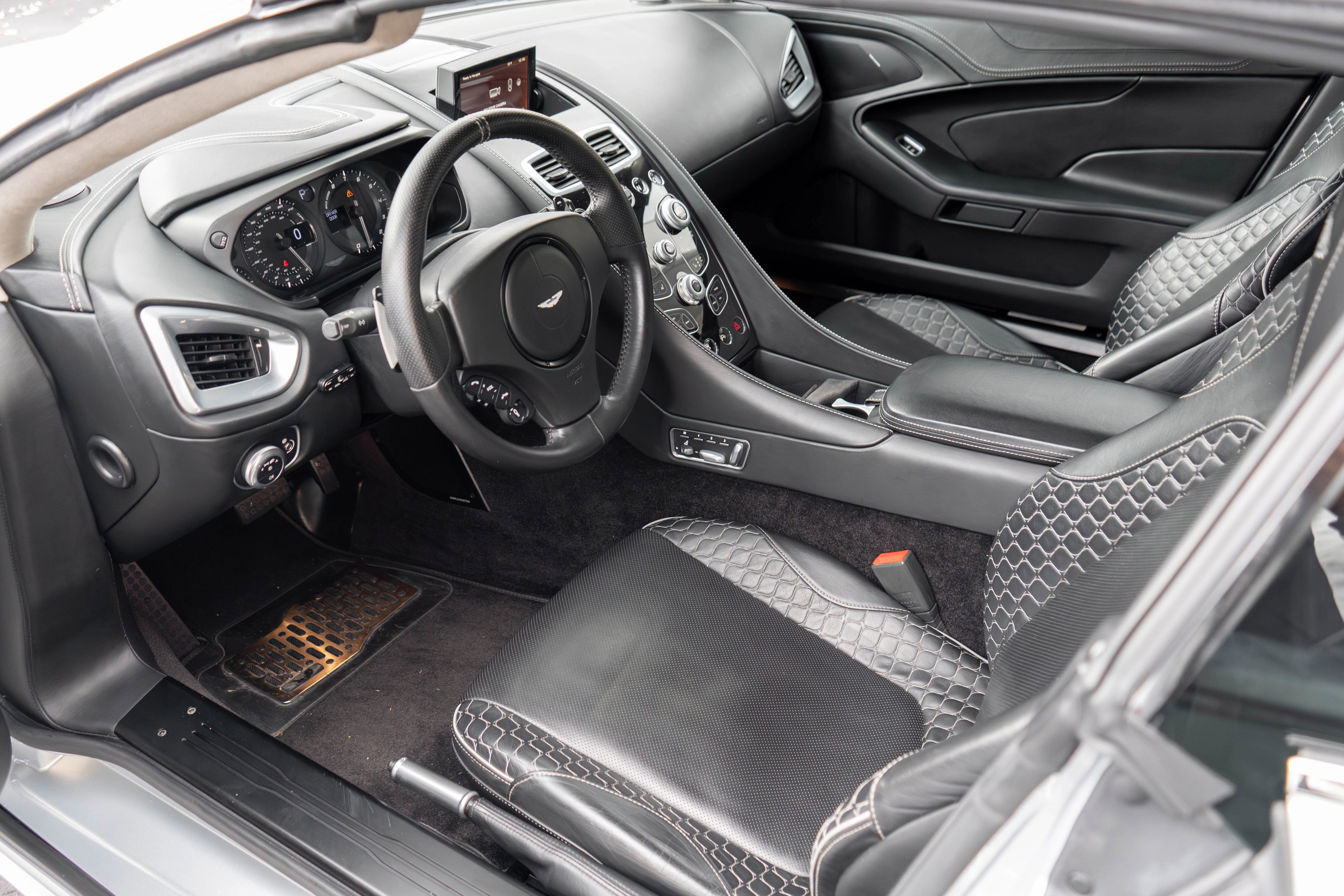 2016 Aston Martin Vanquish 2dr Volante