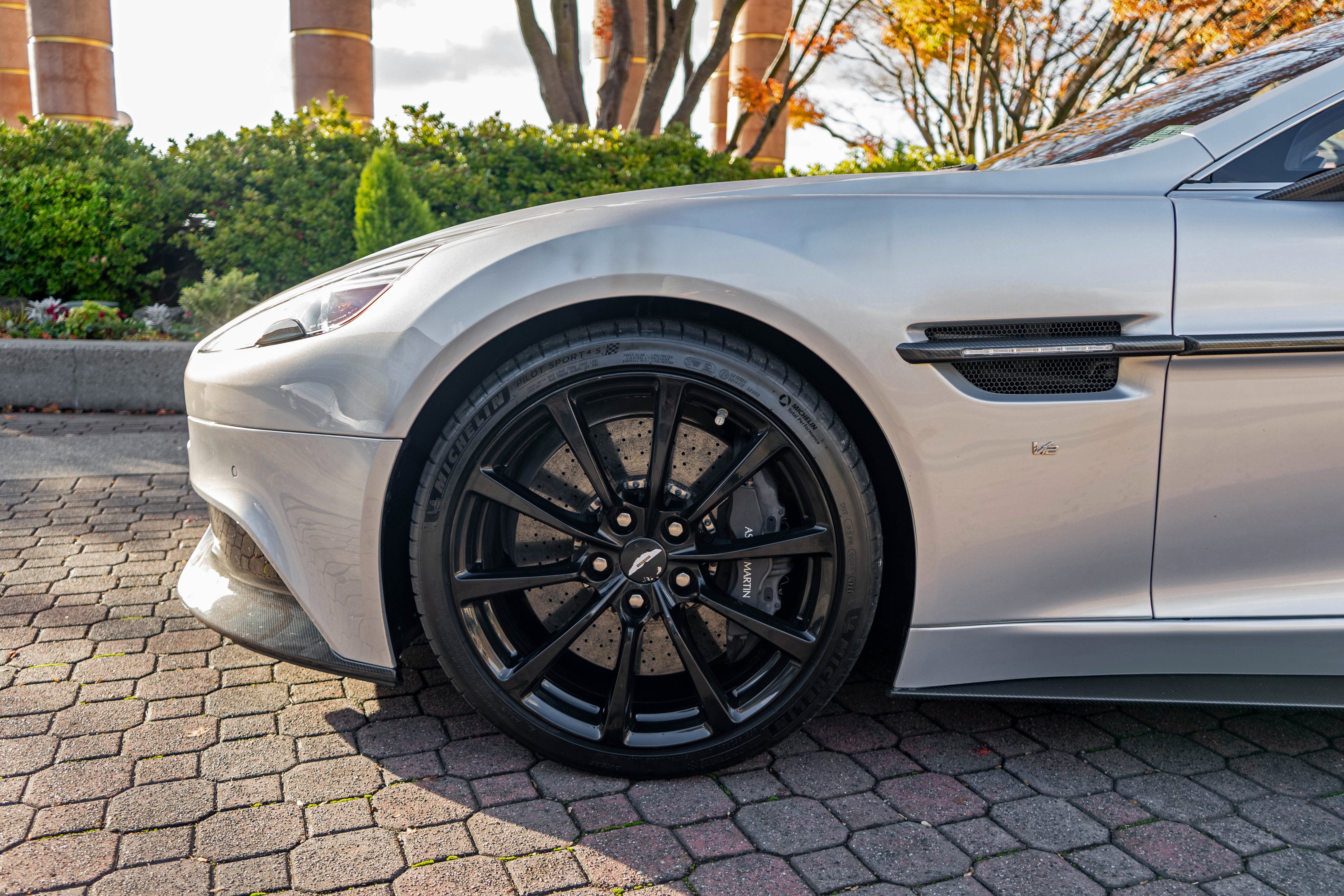 2016 Aston Martin Vanquish 2dr Volante