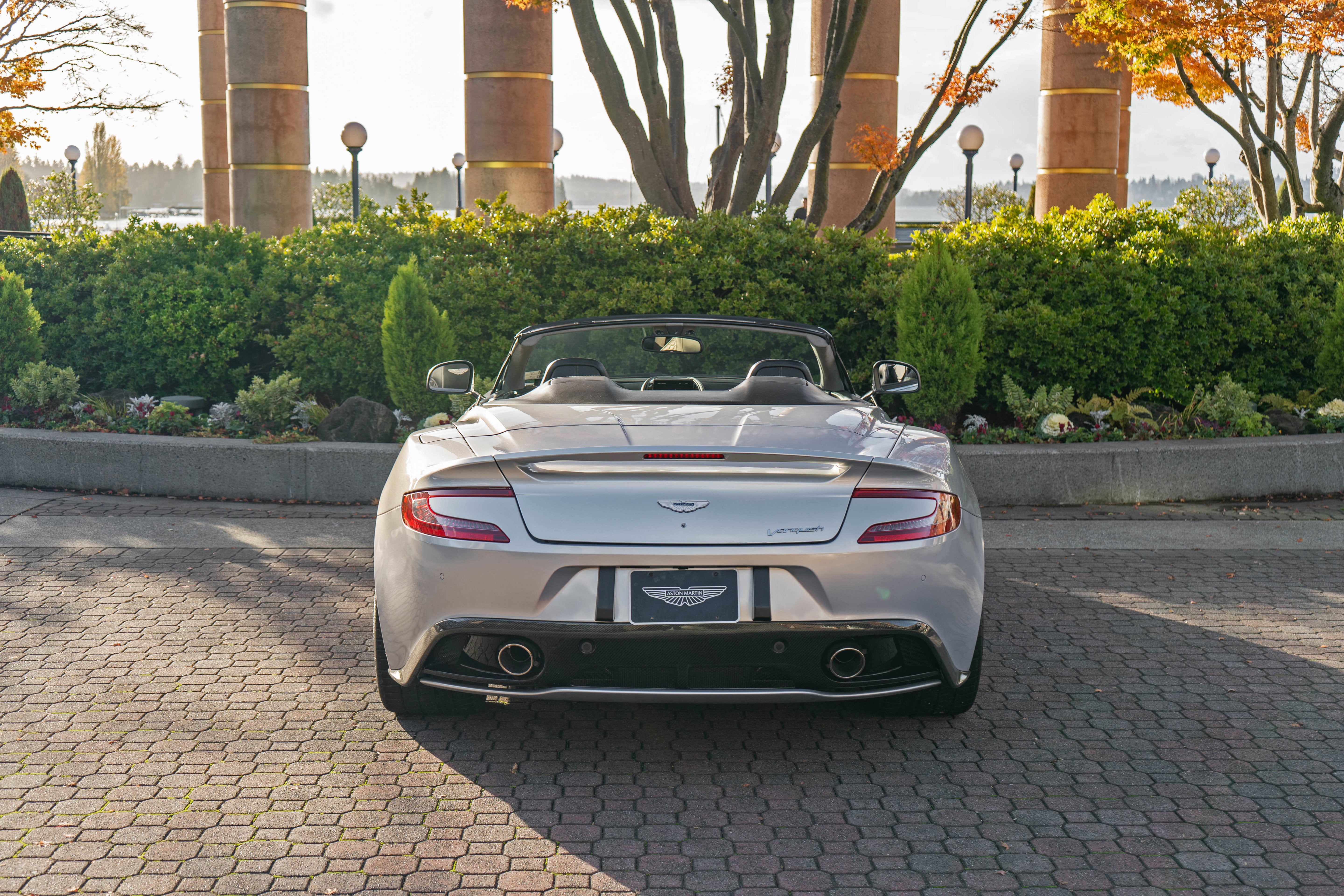 2016 Aston Martin Vanquish 2dr Volante