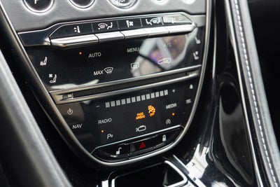 2021 Aston Martin DB11 V8