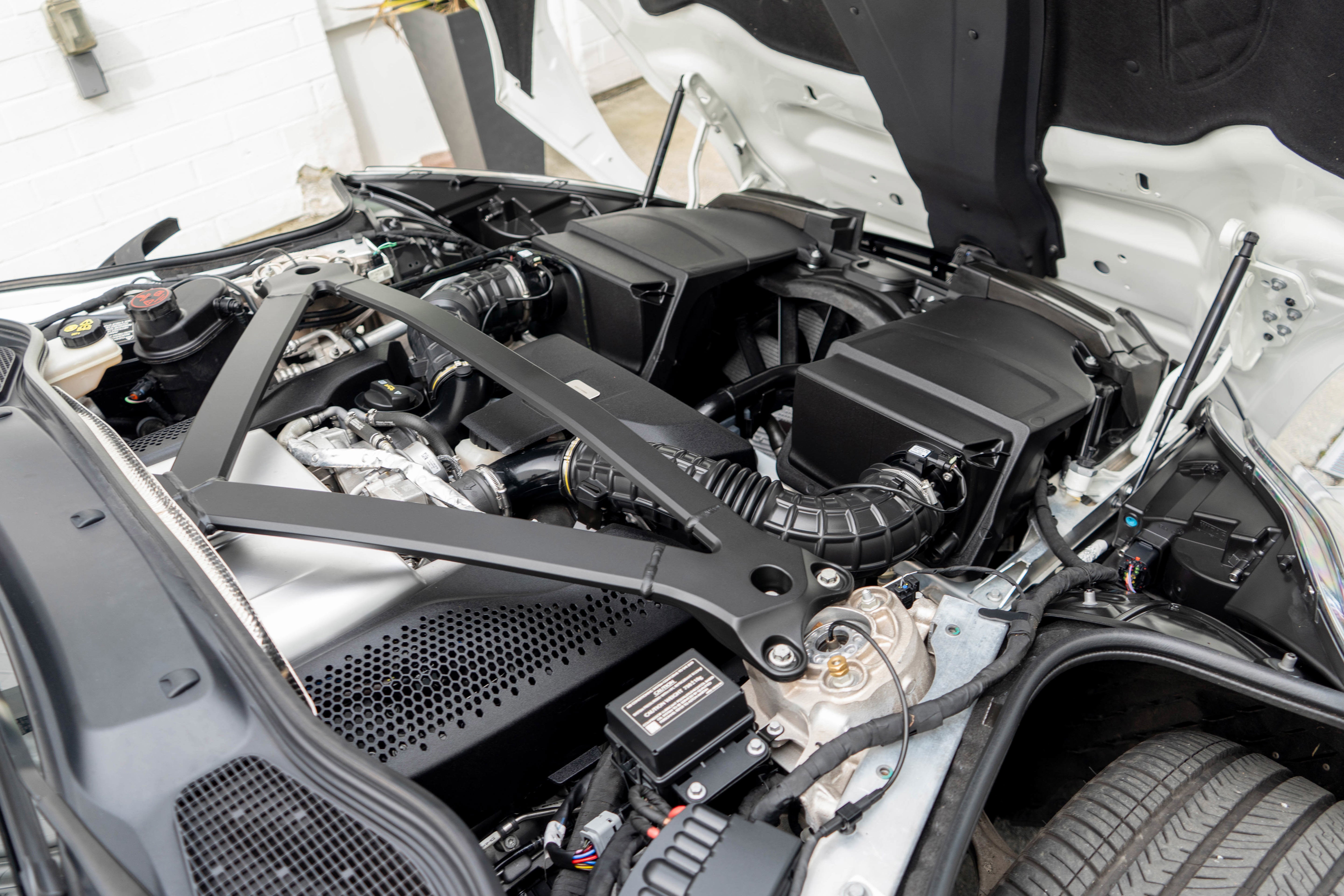 2021 Aston Martin DB11 V8