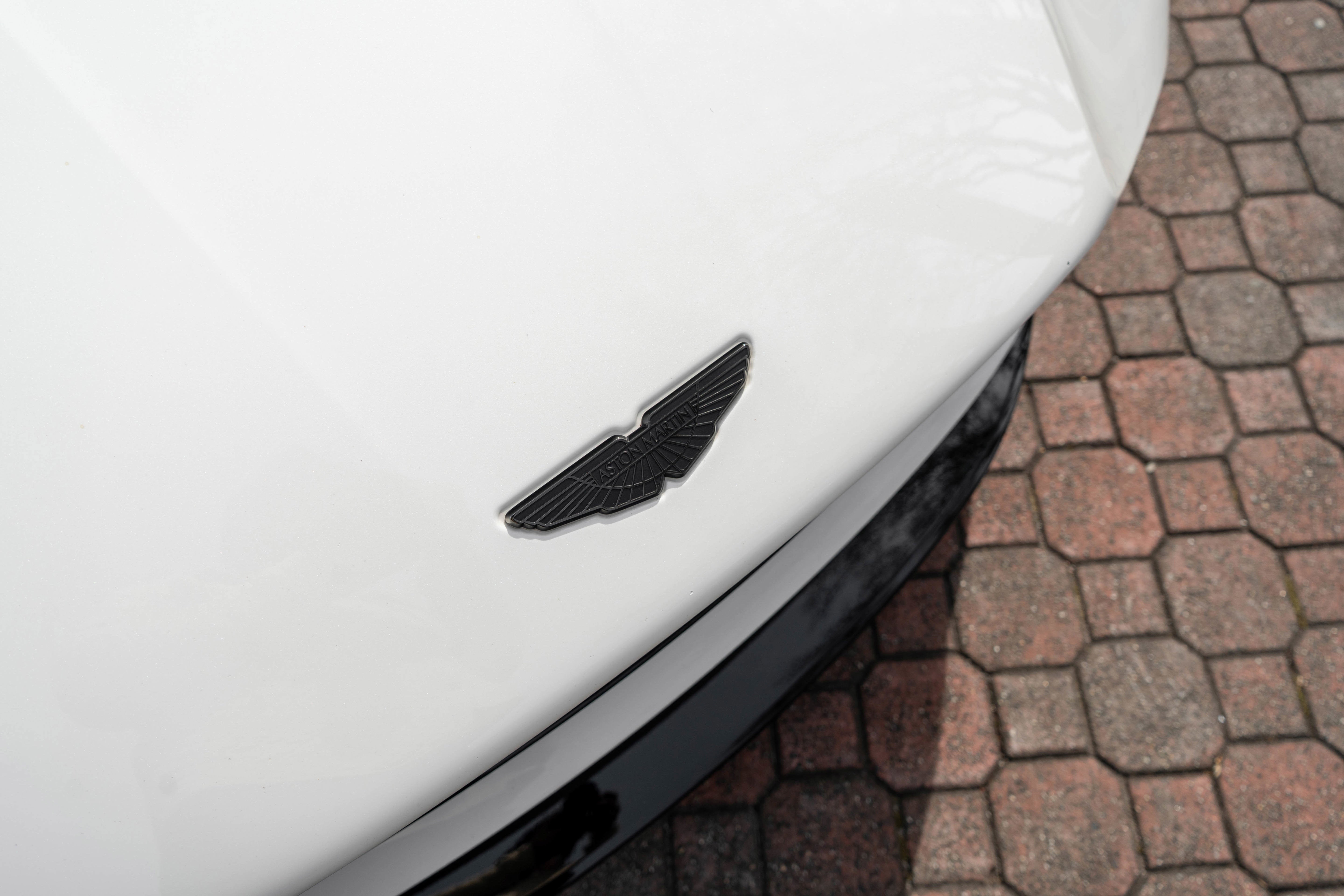 2021 Aston Martin DB11 V8