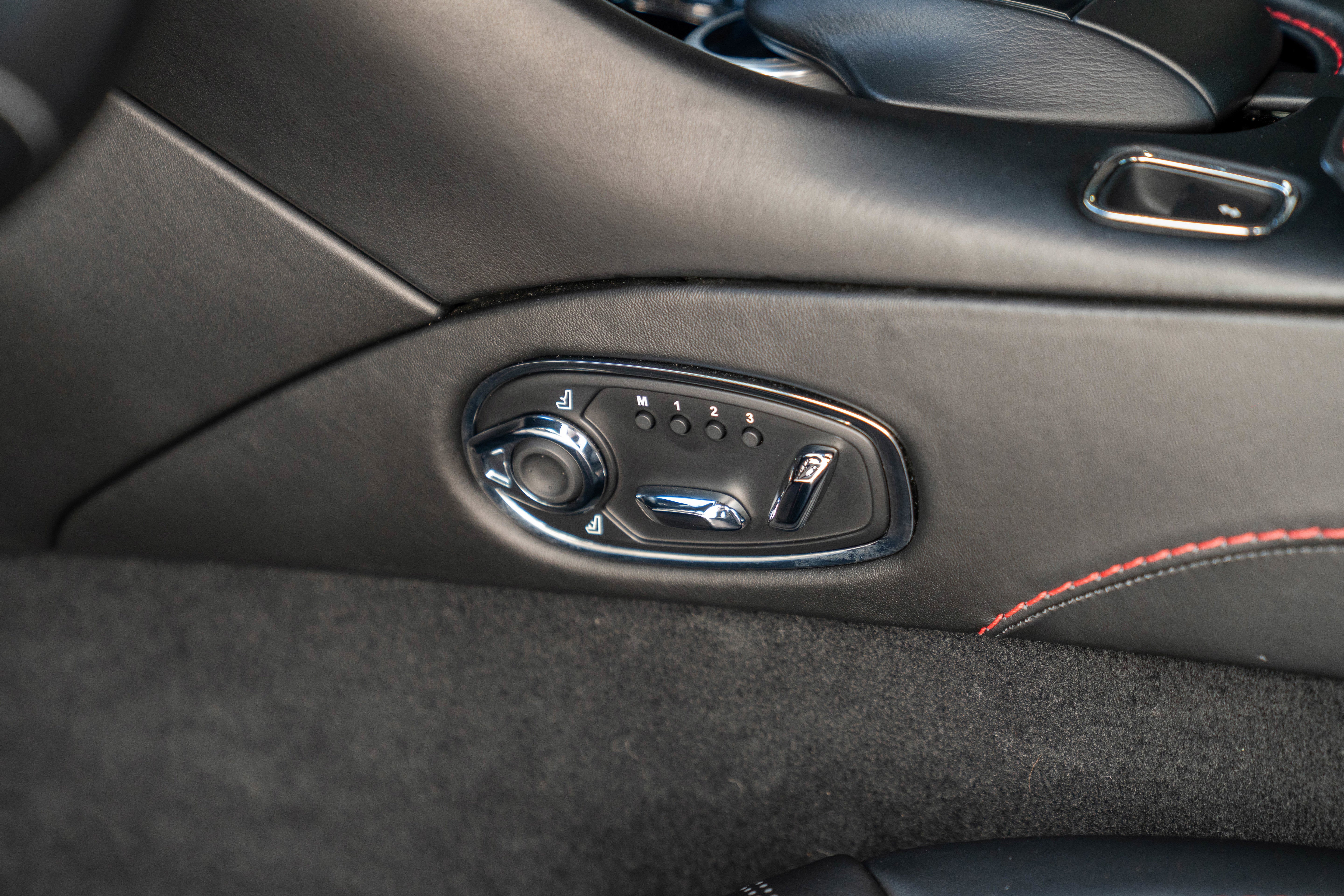 2019 Aston Martin DB11 V8