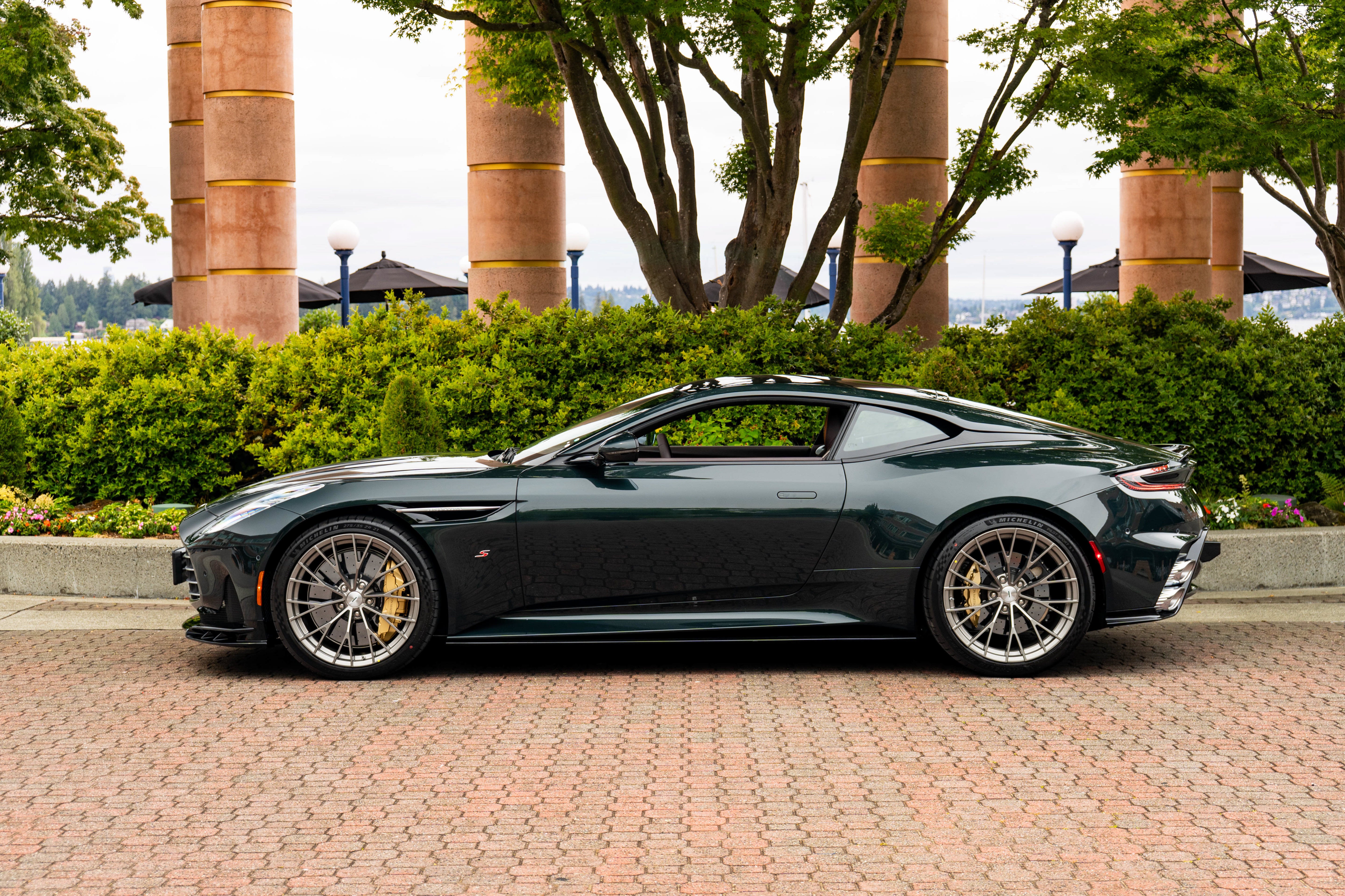 2026 Aston Martin DB12S Coupe S Coupe