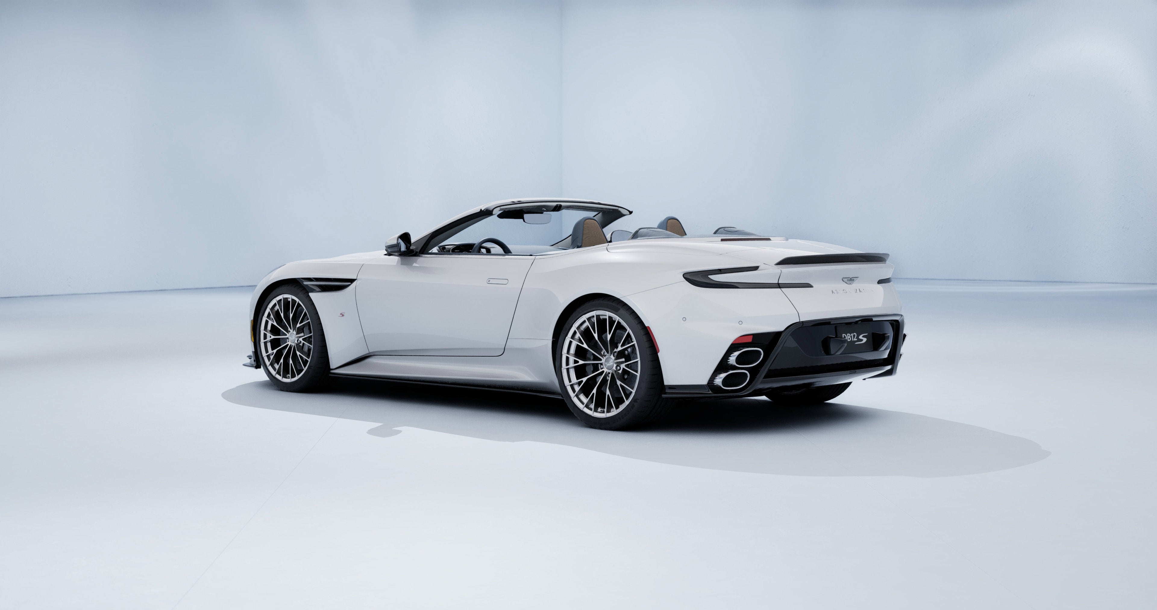 2026 Aston Martin DB12 S Volante Volante