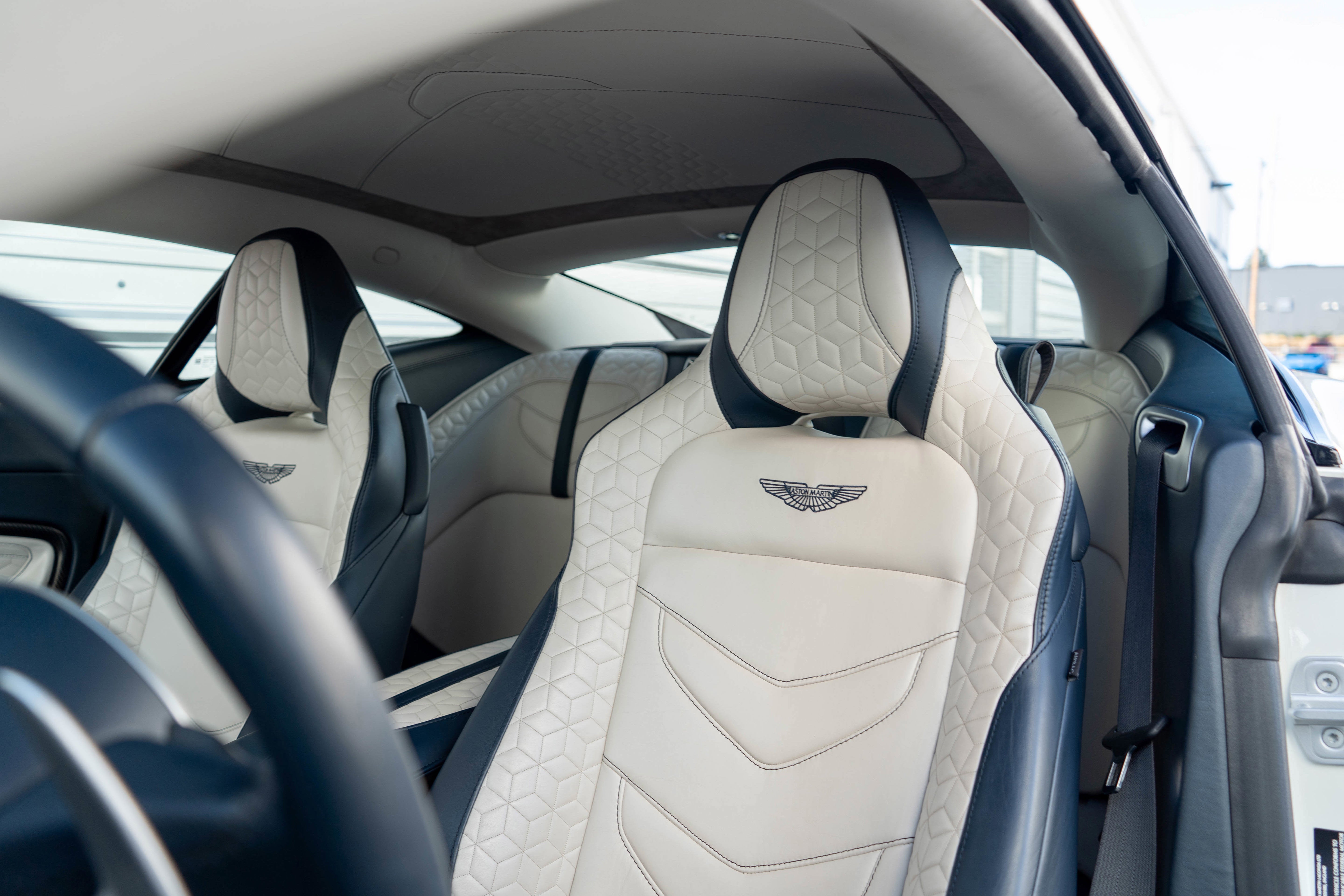 2019 Aston Martin DBS Superleggera