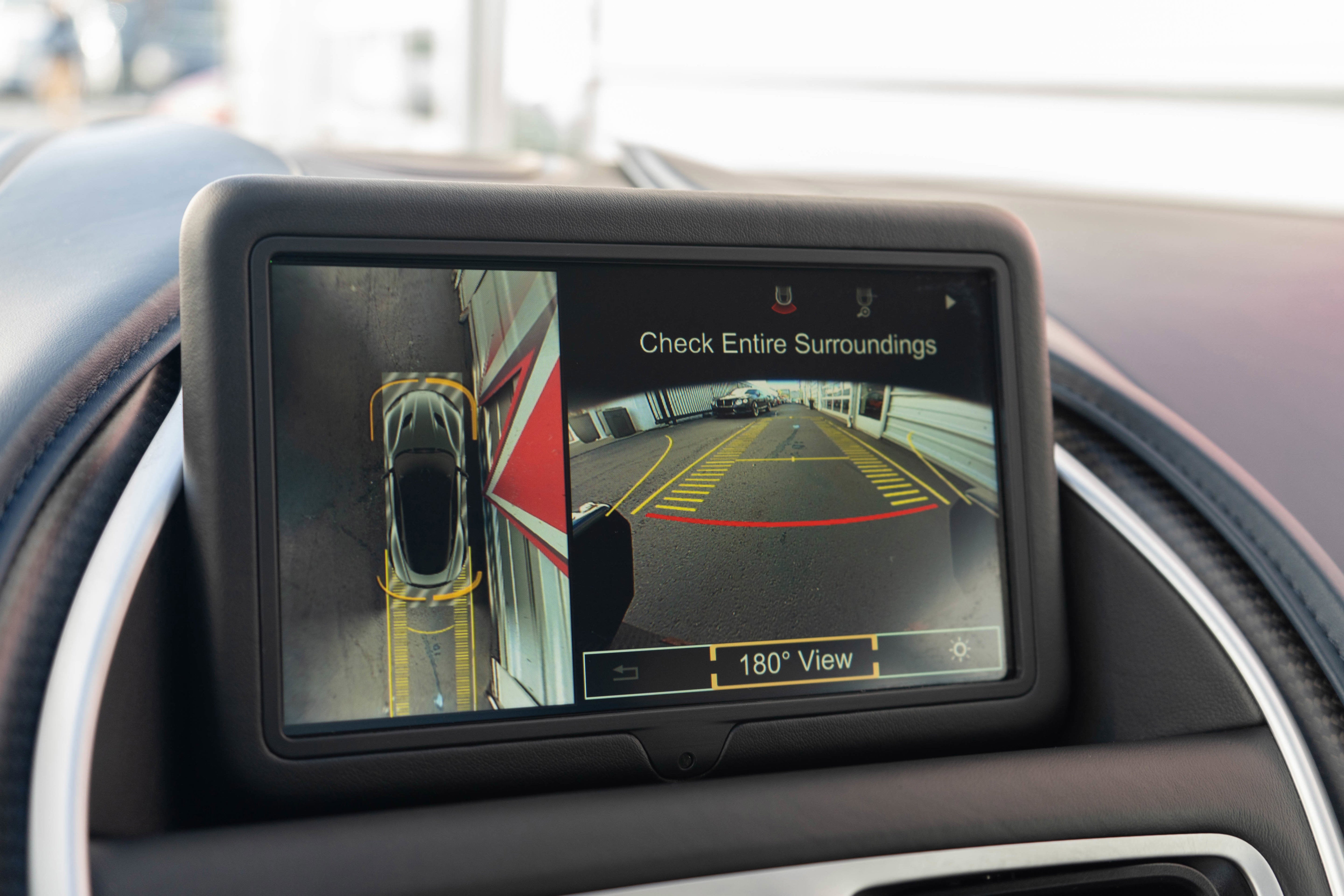 2019 Aston Martin DBS Superleggera