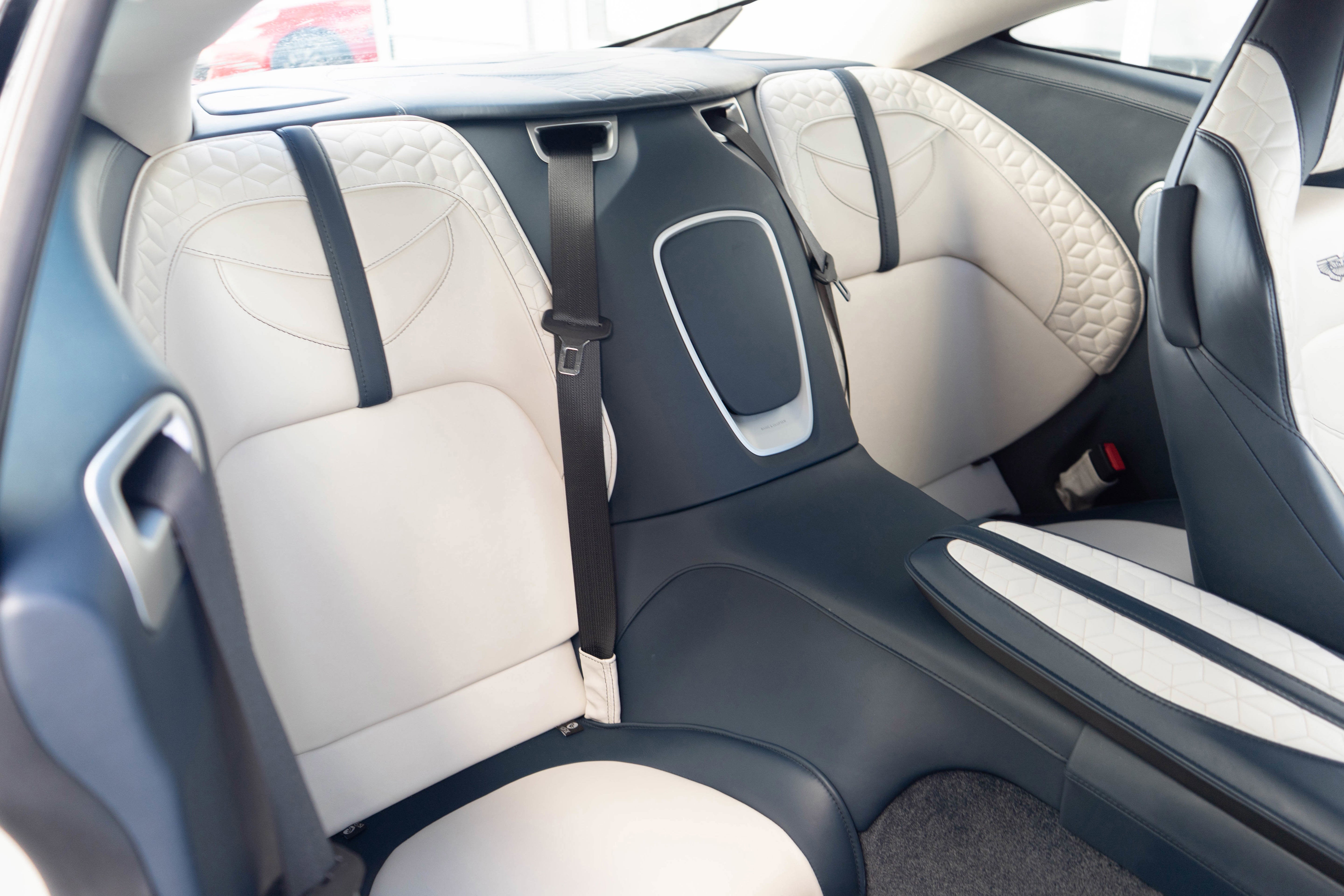 2019 Aston Martin DBS Superleggera