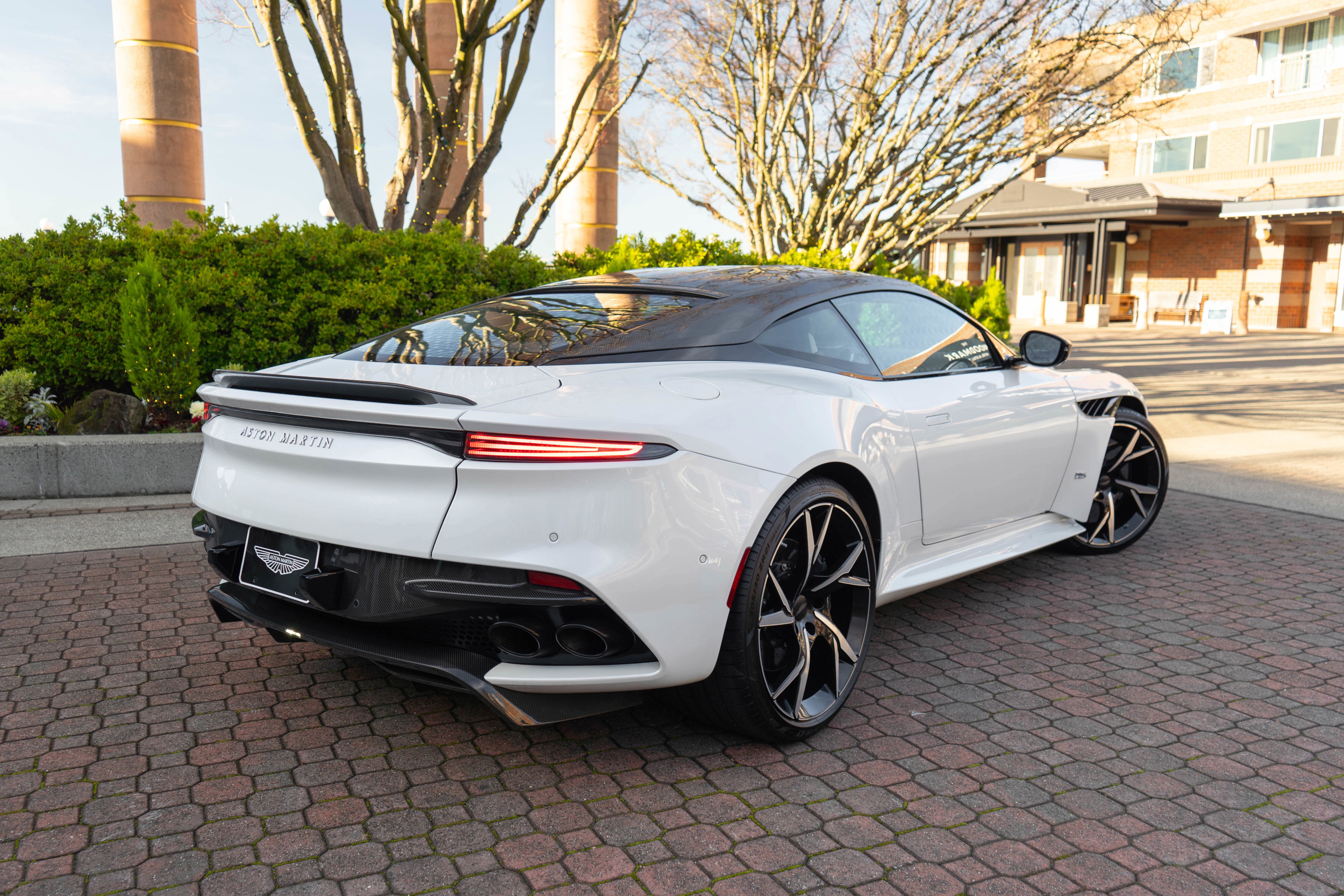 2019 Aston Martin DBS Superleggera