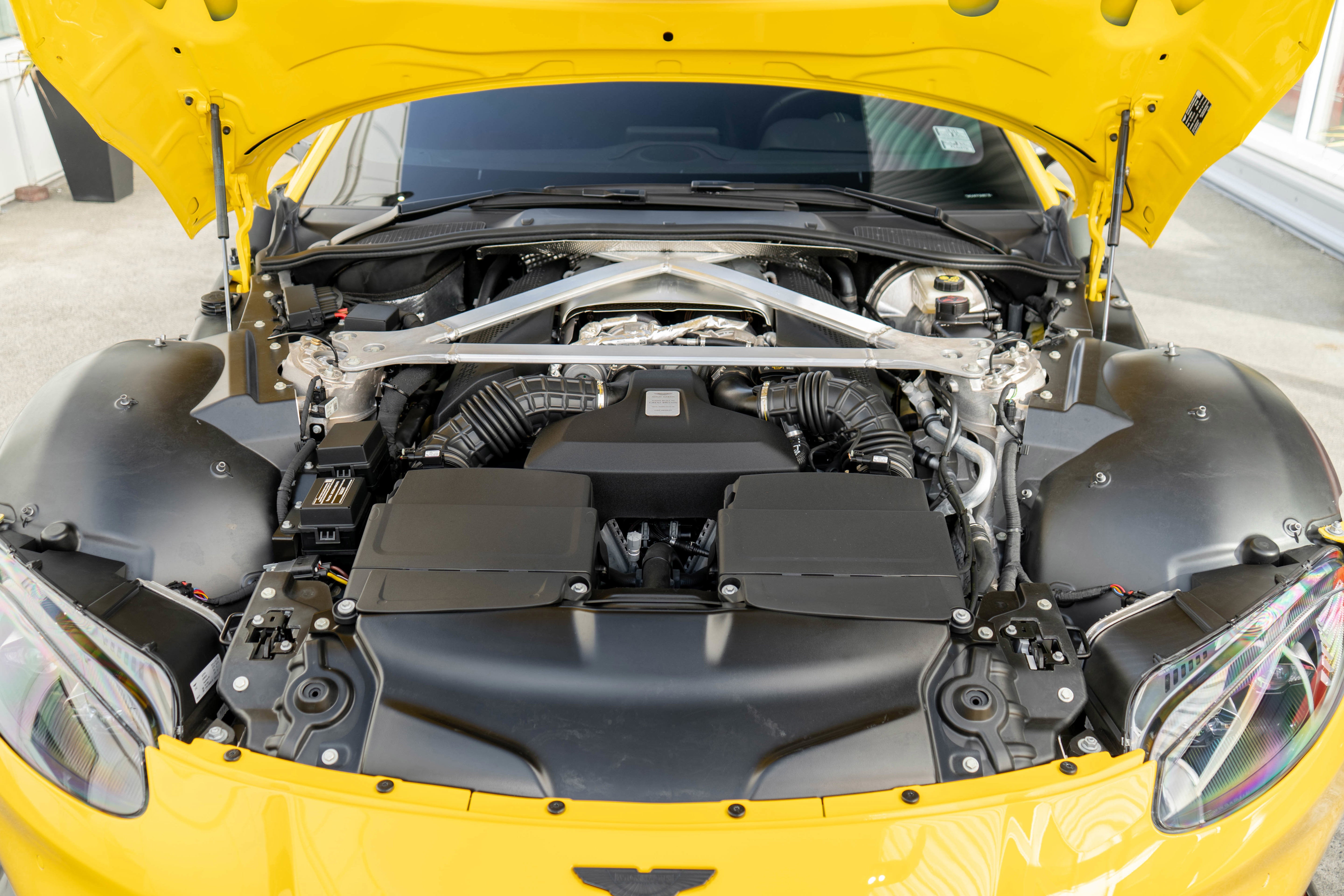 2023 Aston Martin Vantage Coupe