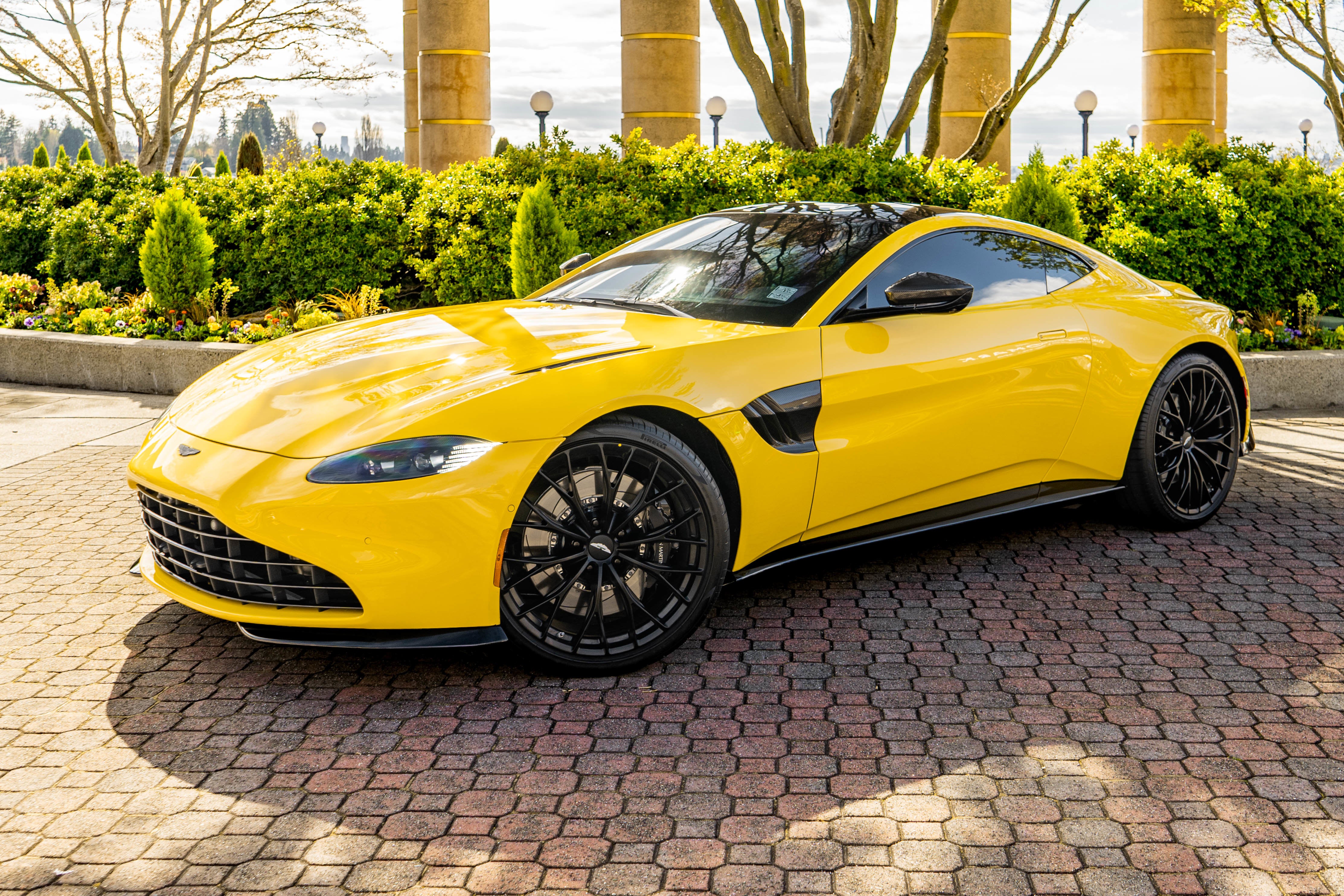 2023 Aston Martin Vantage Coupe