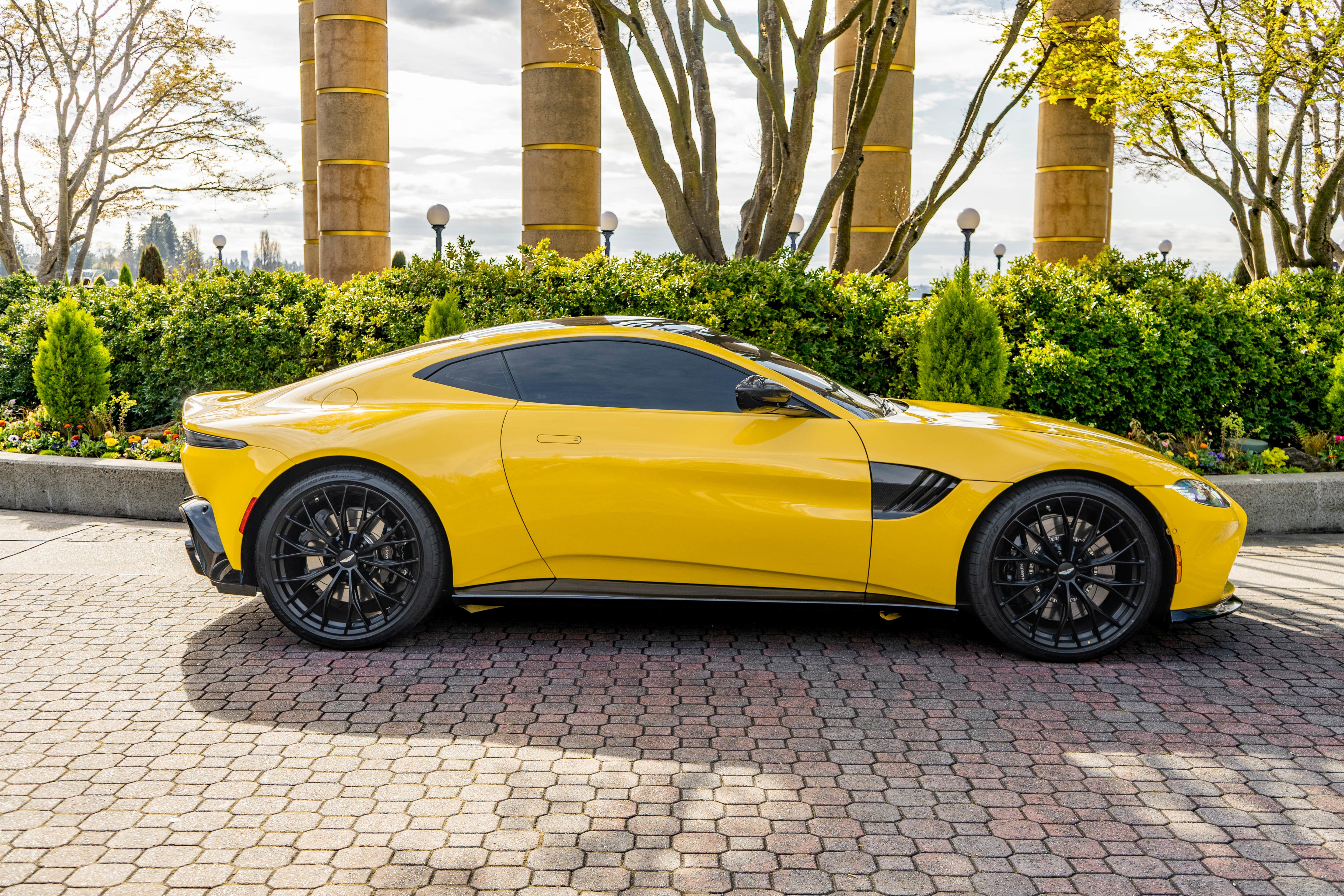 2023 Aston Martin Vantage Coupe
